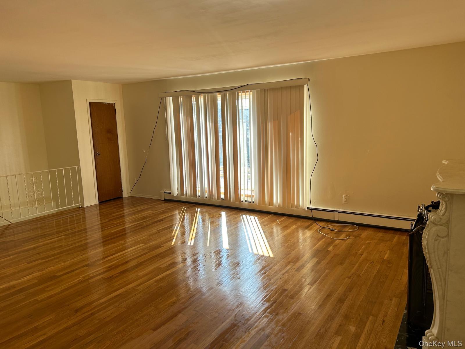 Single Family 137th Avenue Queens, NY 11422, MLS-1038220-2