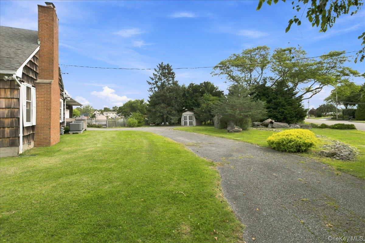 Single Family The Moor  Suffolk County, NY 11730, MLS-1038263-38