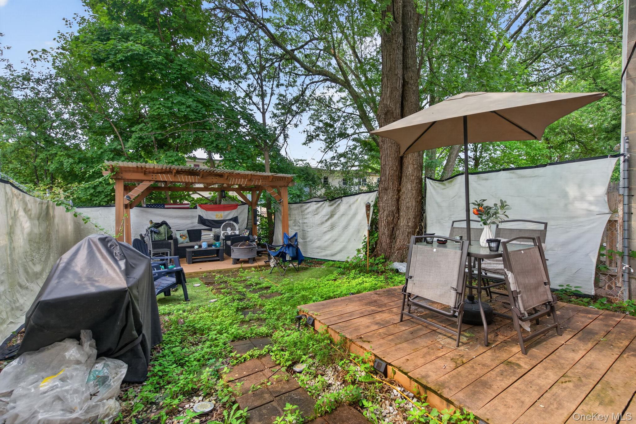 Single Family Hampton Court Orange County, NY 10941, MLS-1038267-16