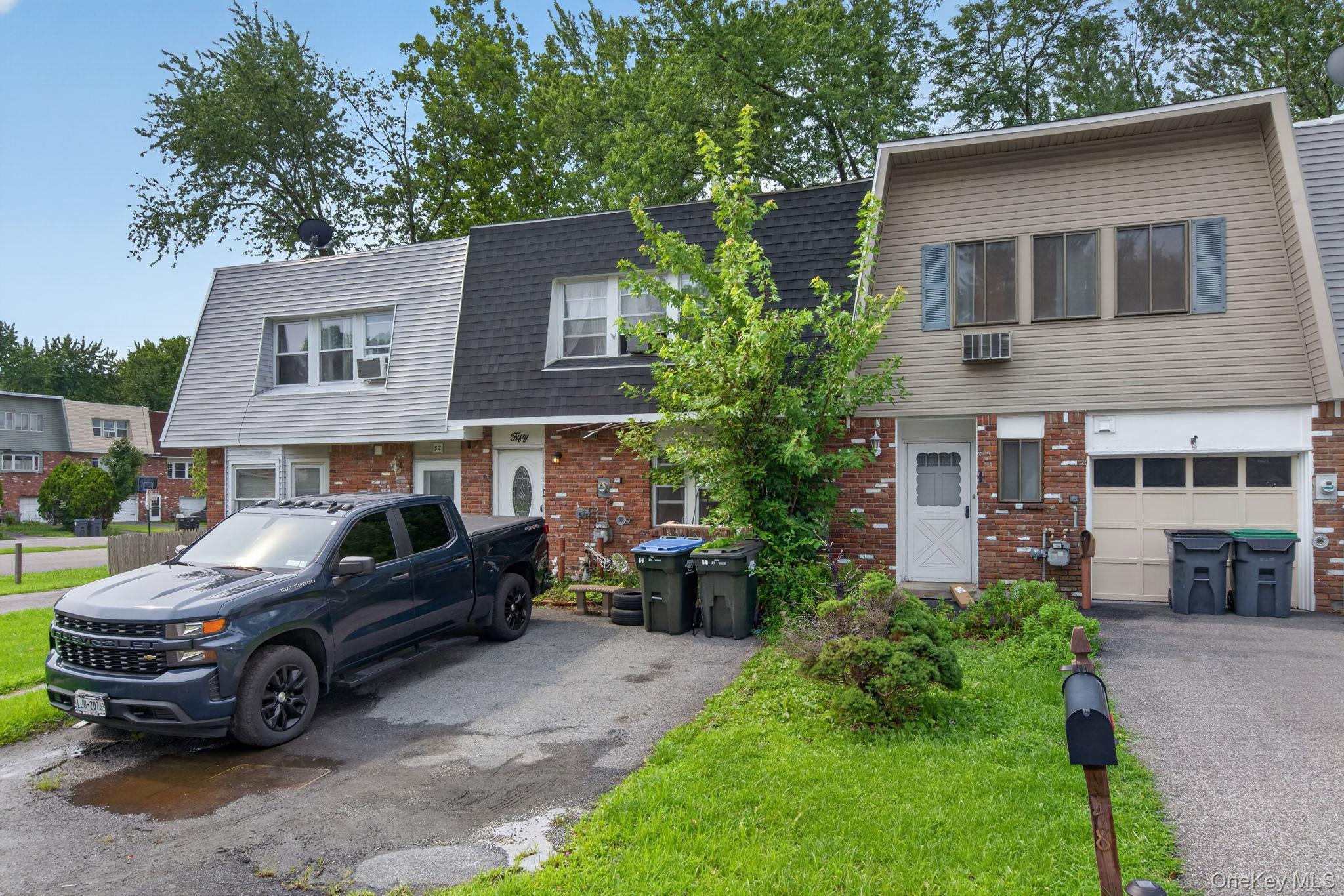 Single Family Hampton Court  Orange County, NY 10941, MLS-1038267-17