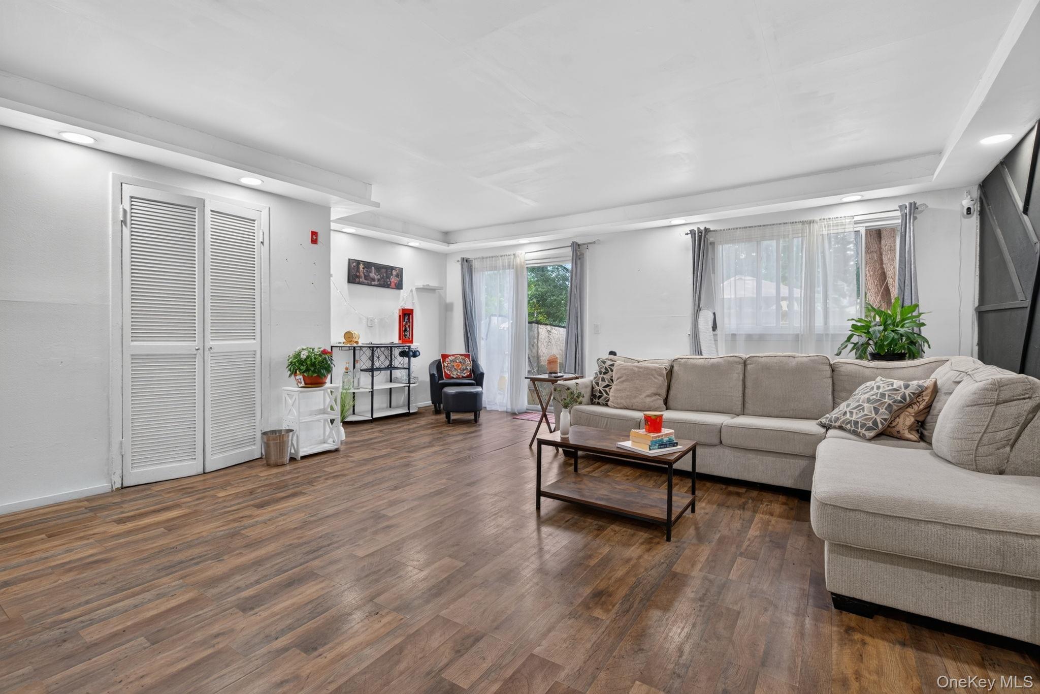 Single Family Hampton Court Orange County, NY 10941, MLS-1038267-5