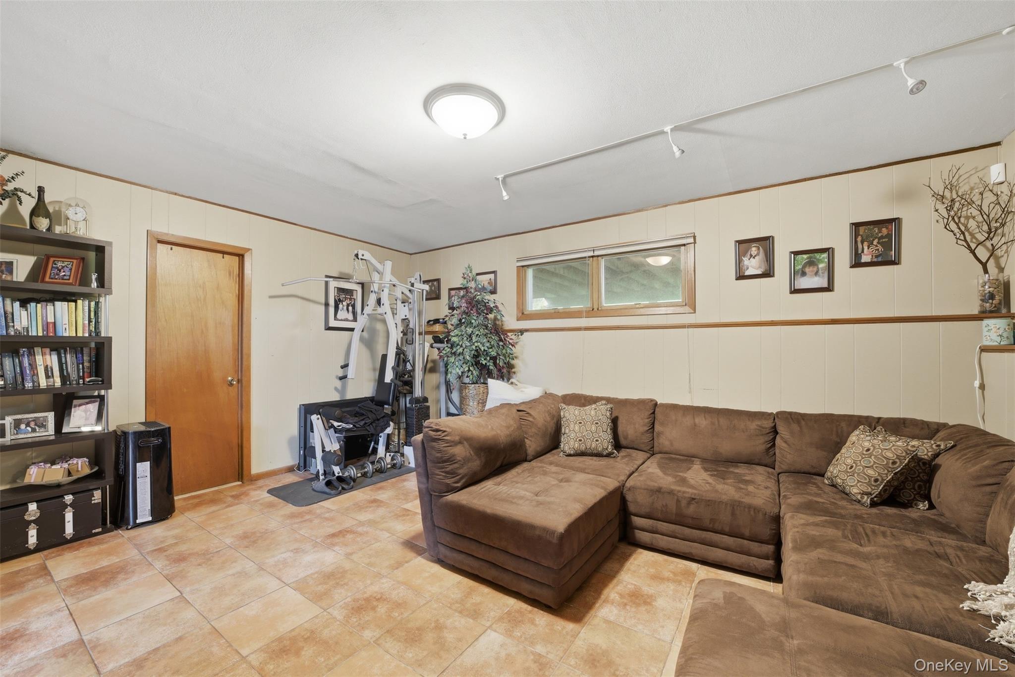 Single Family Geymer Drive  Putnam County, NY 10541, MLS-1038286-23