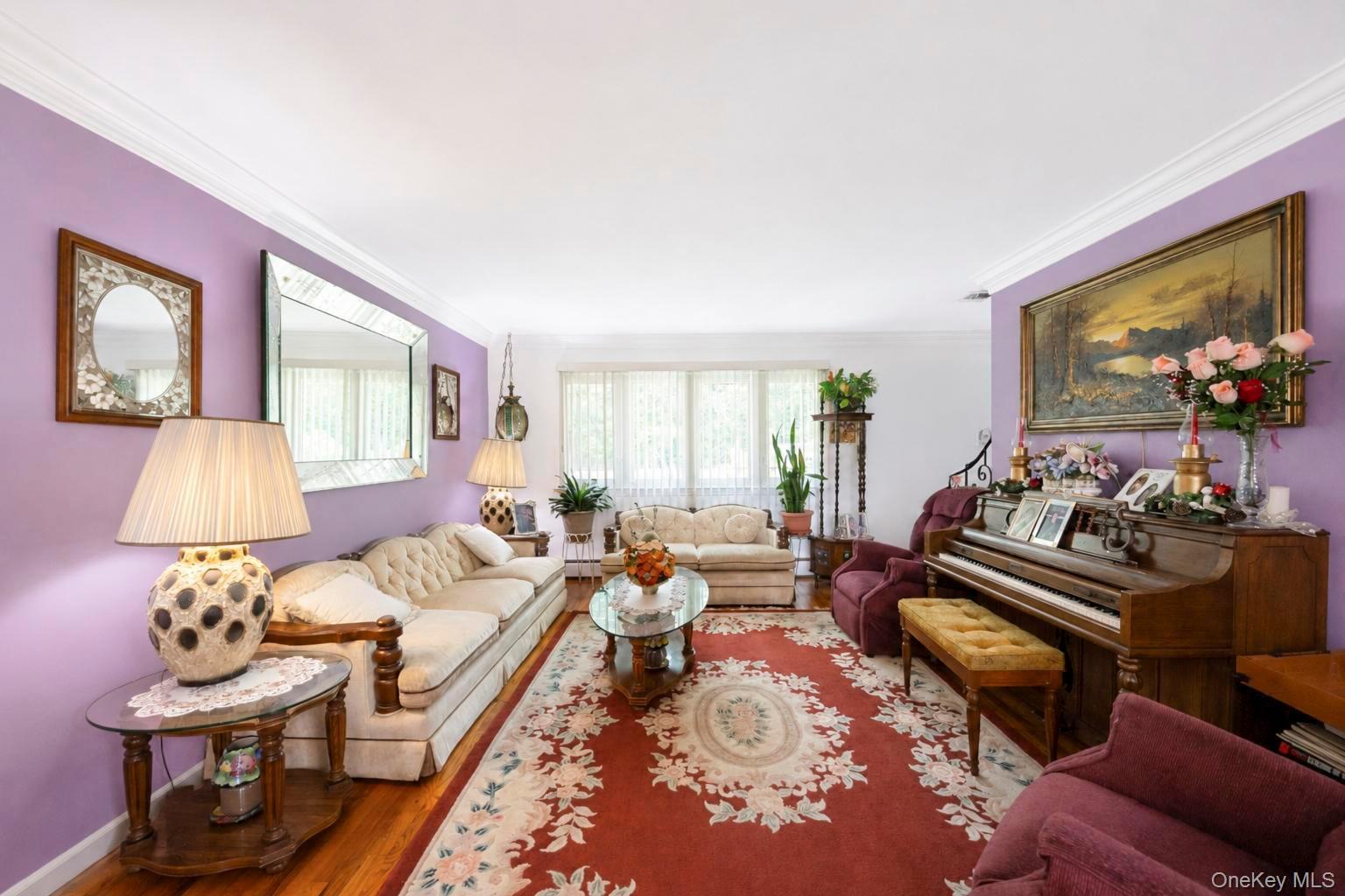 Single Family Lawrence Road Suffolk County, NY 11754, MLS-1038344-13