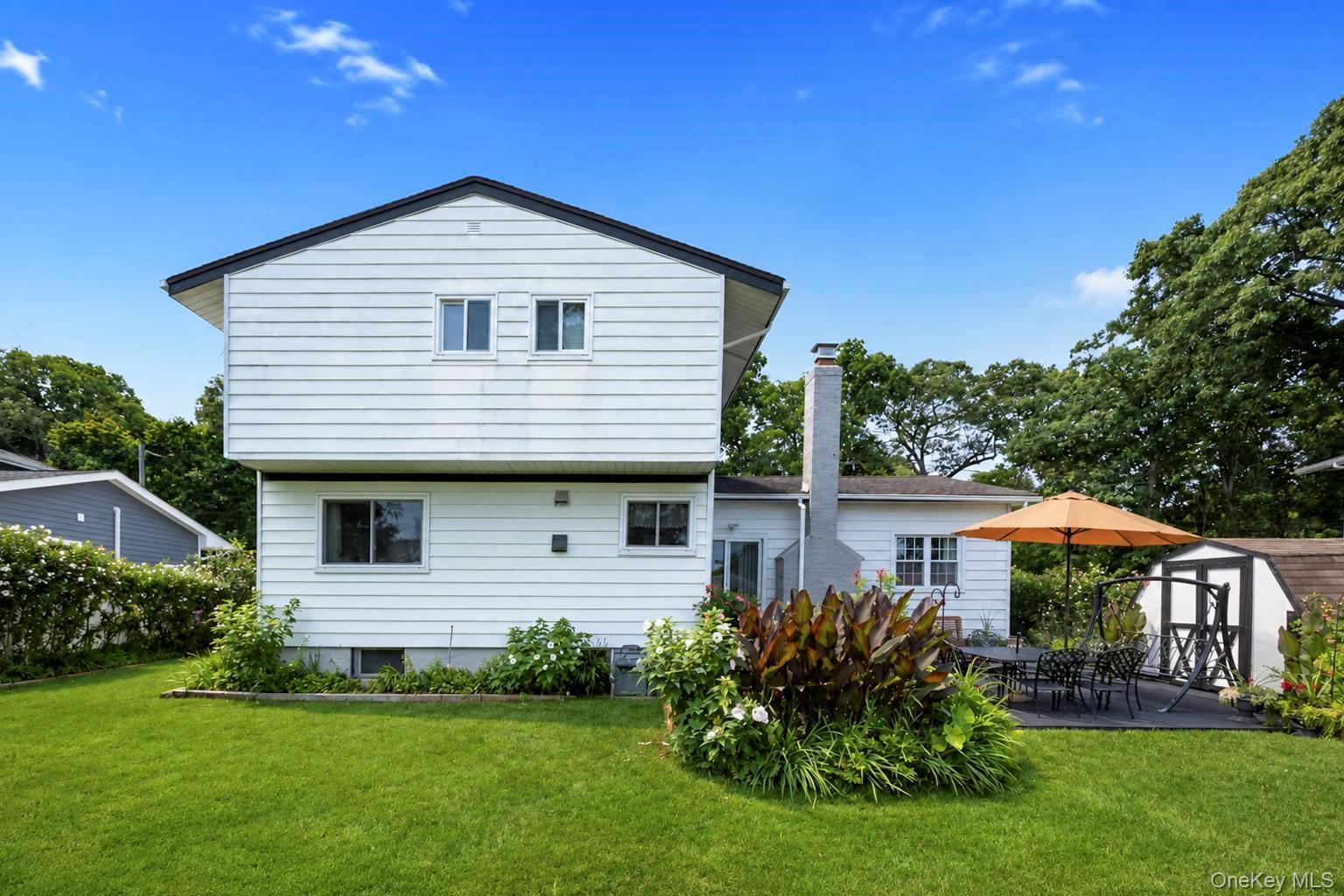 Single Family Lawrence Road Suffolk County, NY 11754, MLS-1038344-42