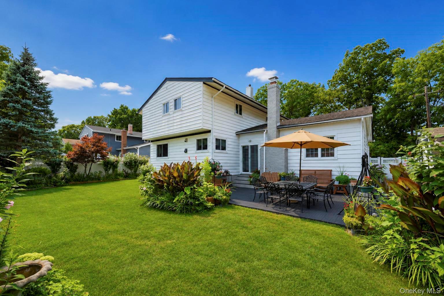 Single Family Lawrence Road Suffolk County, NY 11754, MLS-1038344-43