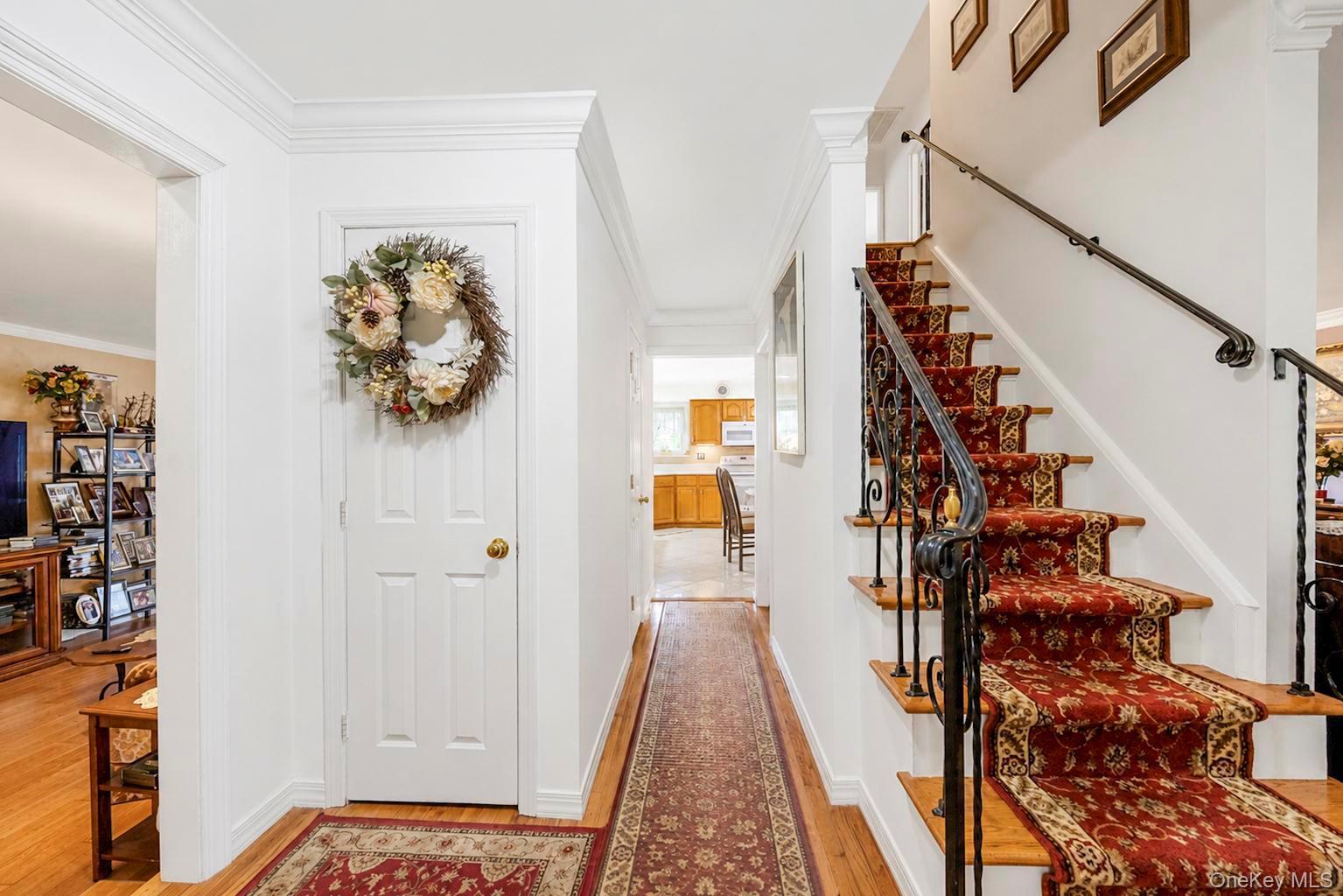 Single Family Lawrence Road Suffolk County, NY 11754, MLS-1038344-6