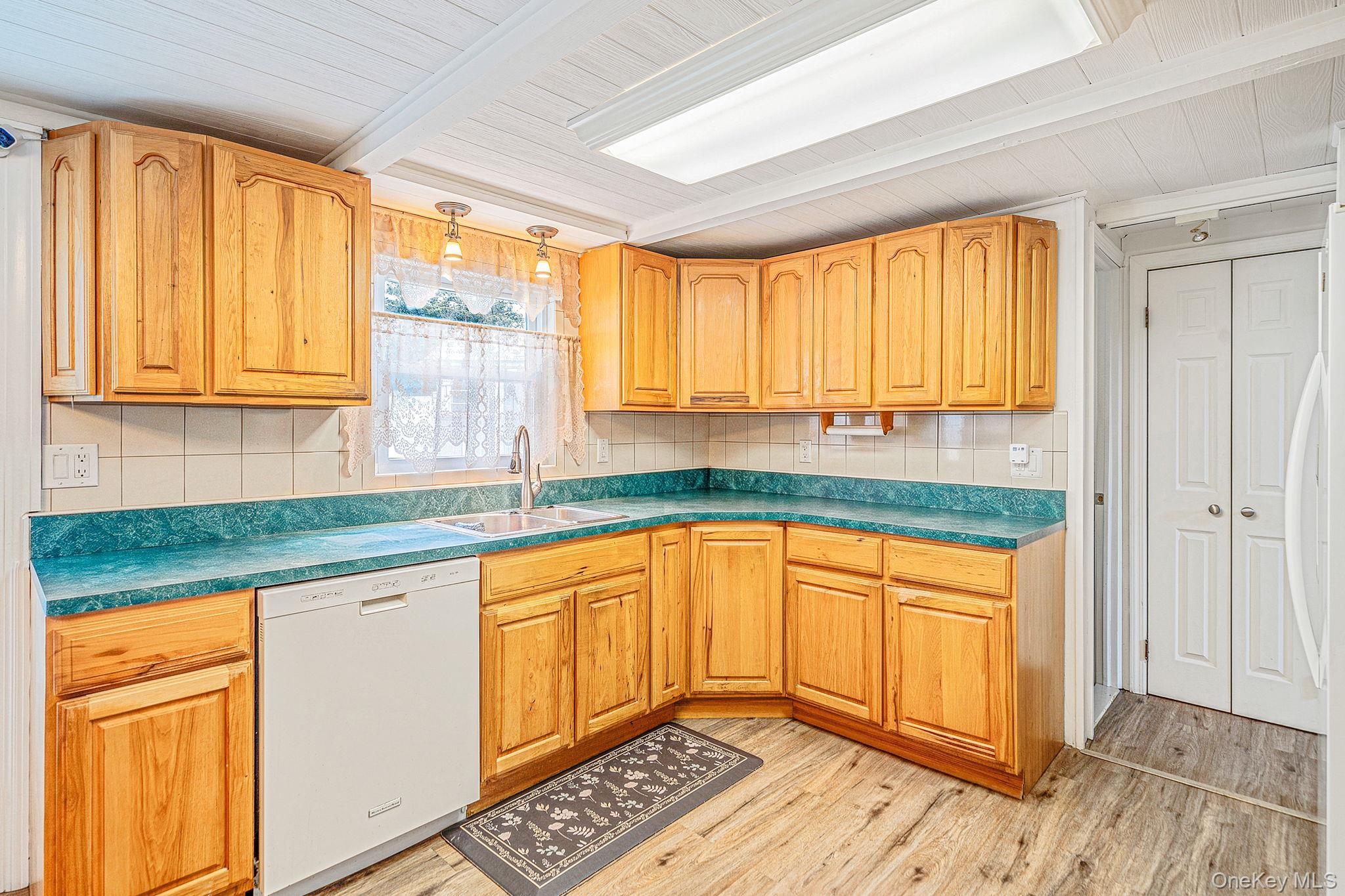 Single Family Buckskin Lane Suffolk County, NY 11784, MLS-1038346-2
