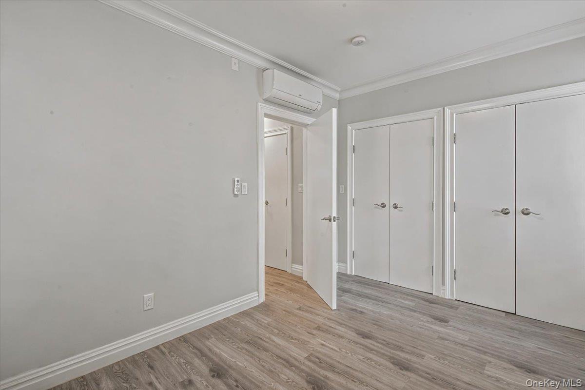 Single Family 42nd Street Queens, NY 11103, MLS-1038369-10