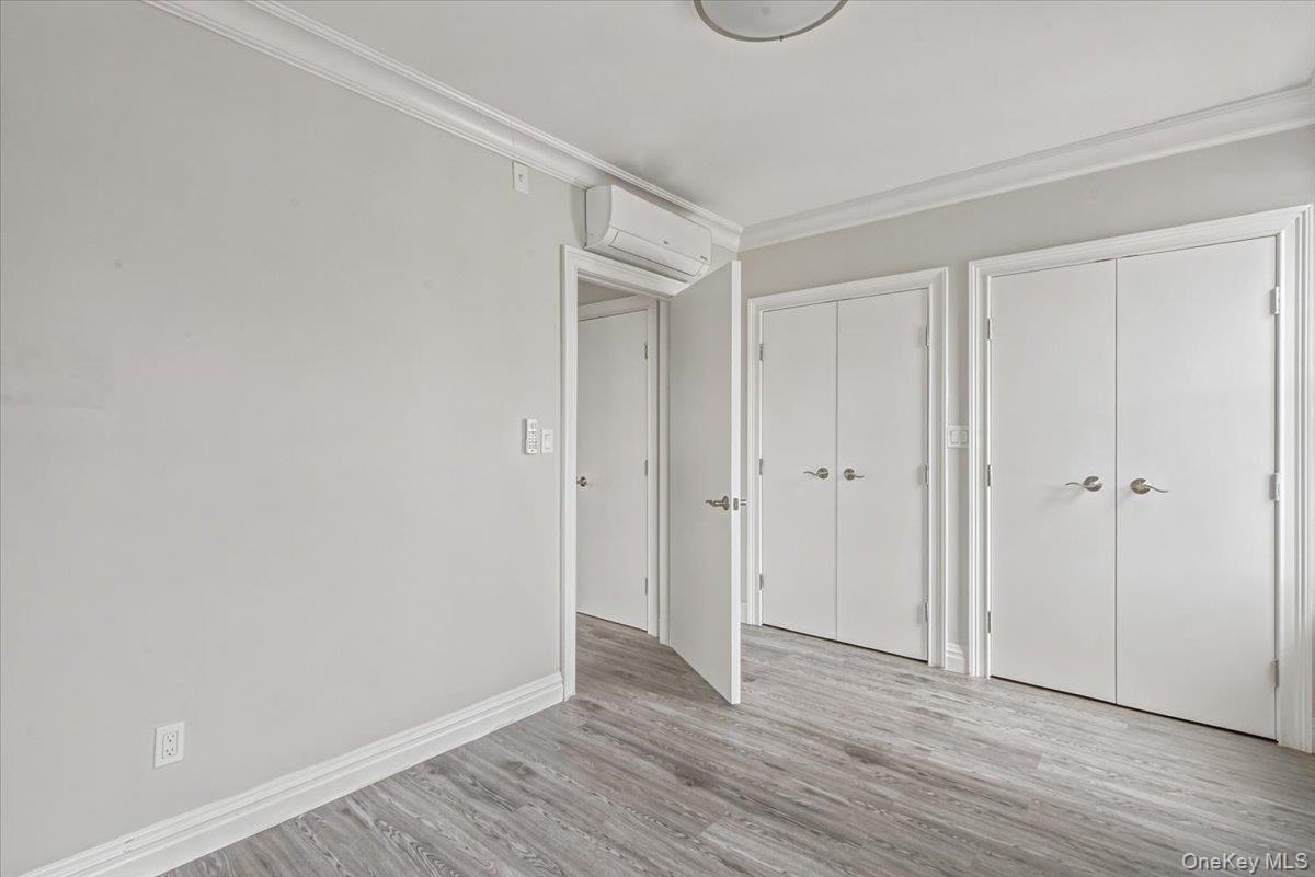 Single Family 42nd Street Queens, NY 11103, MLS-1038369-17