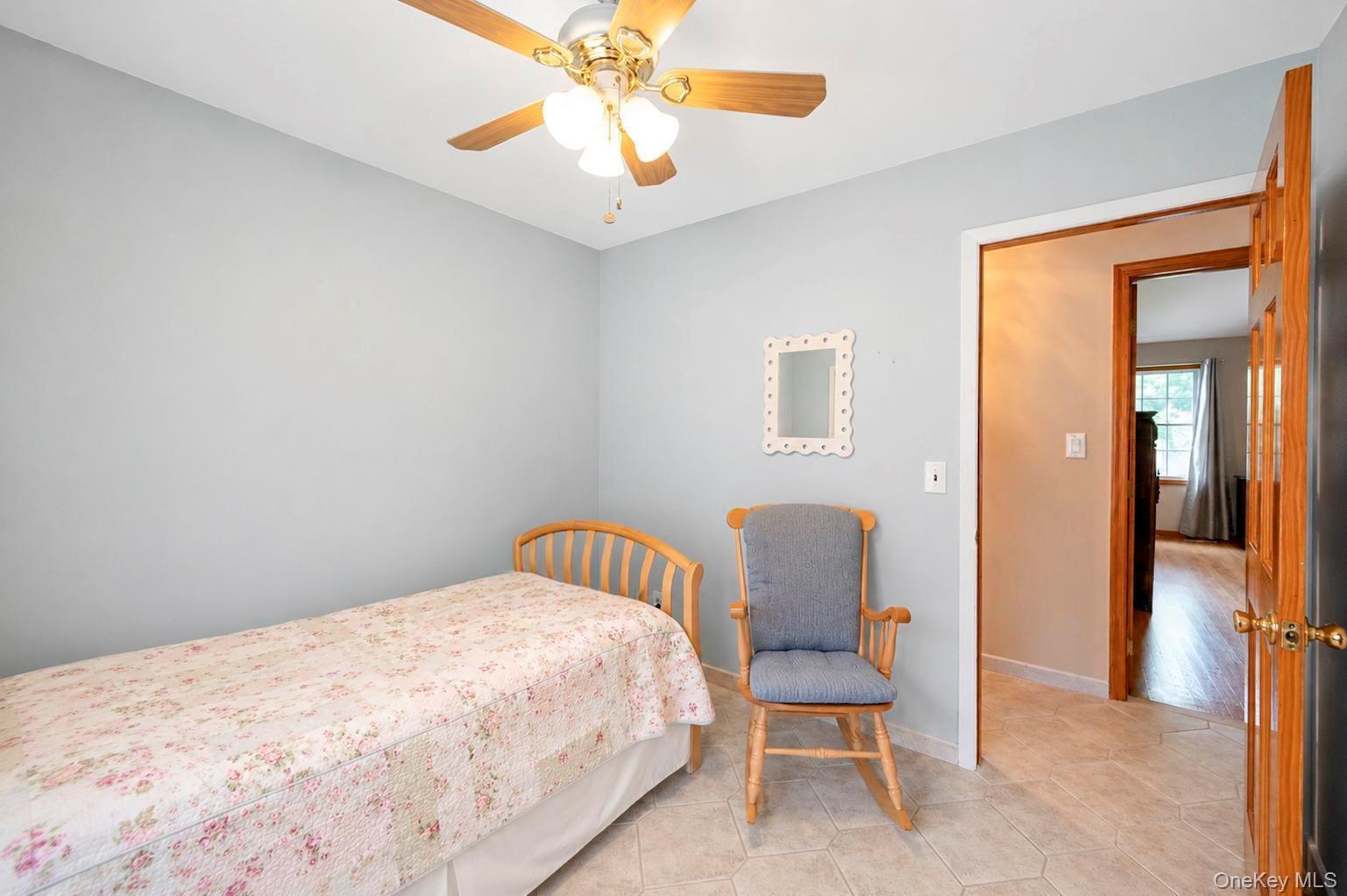 Single Family Niewood Drive  Suffolk County, NY 11961, MLS-1038374-30