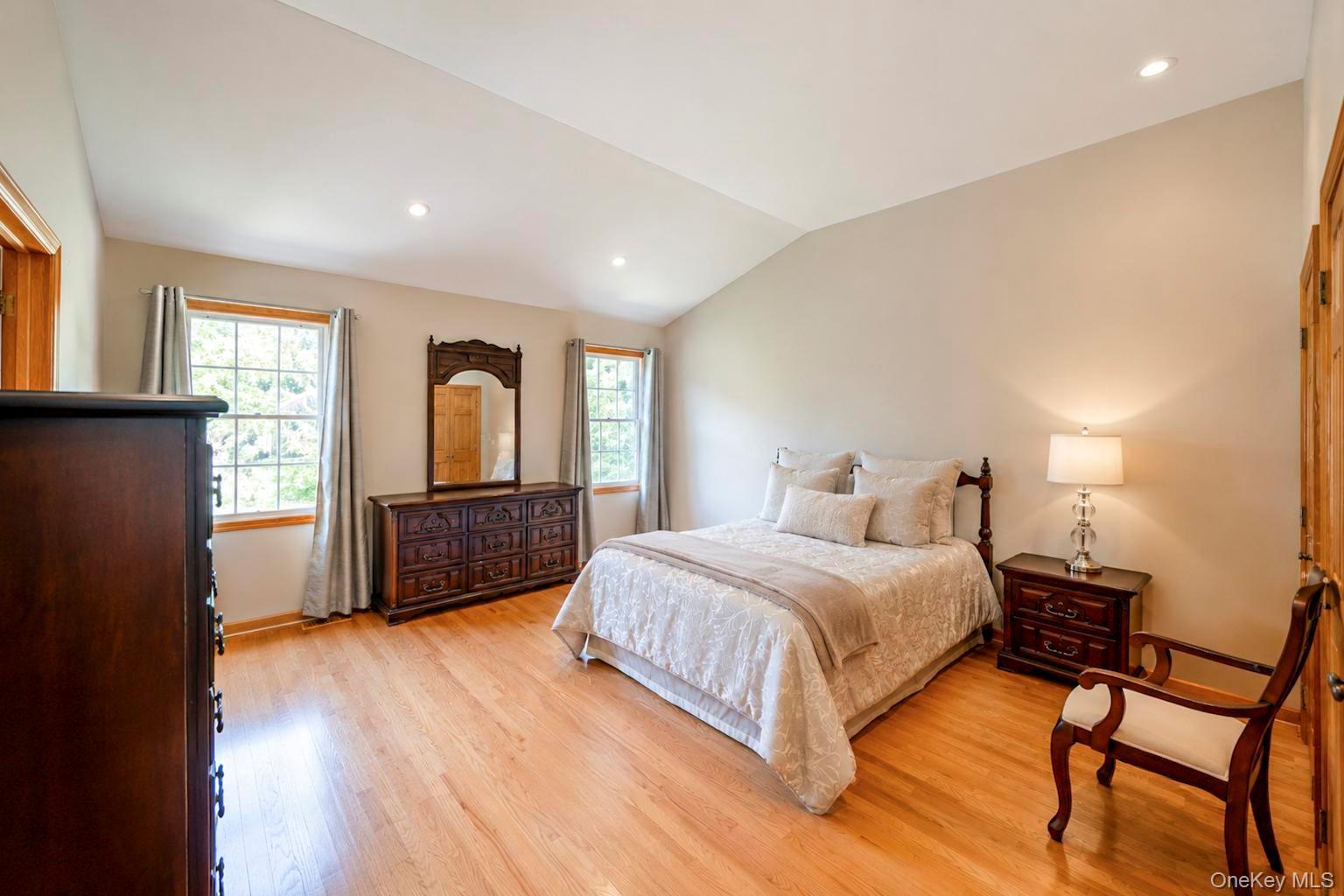 Single Family Niewood Drive  Suffolk County, NY 11961, MLS-1038374-34