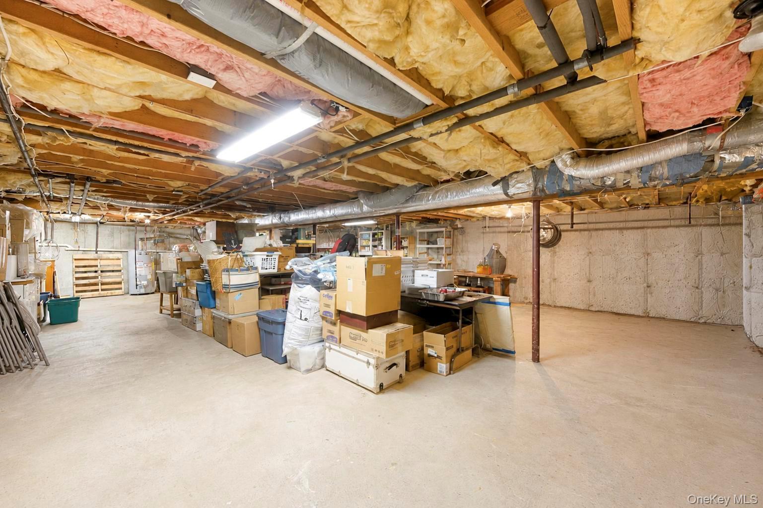 Single Family Niewood Drive  Suffolk County, NY 11961, MLS-1038374-41