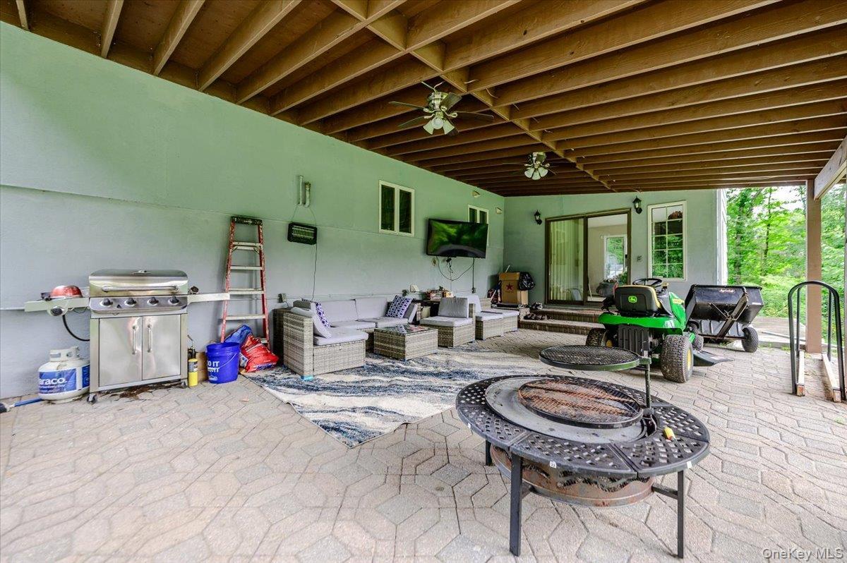 Single Family Plum Road  Putnam County, NY 10541, MLS-1038376-22