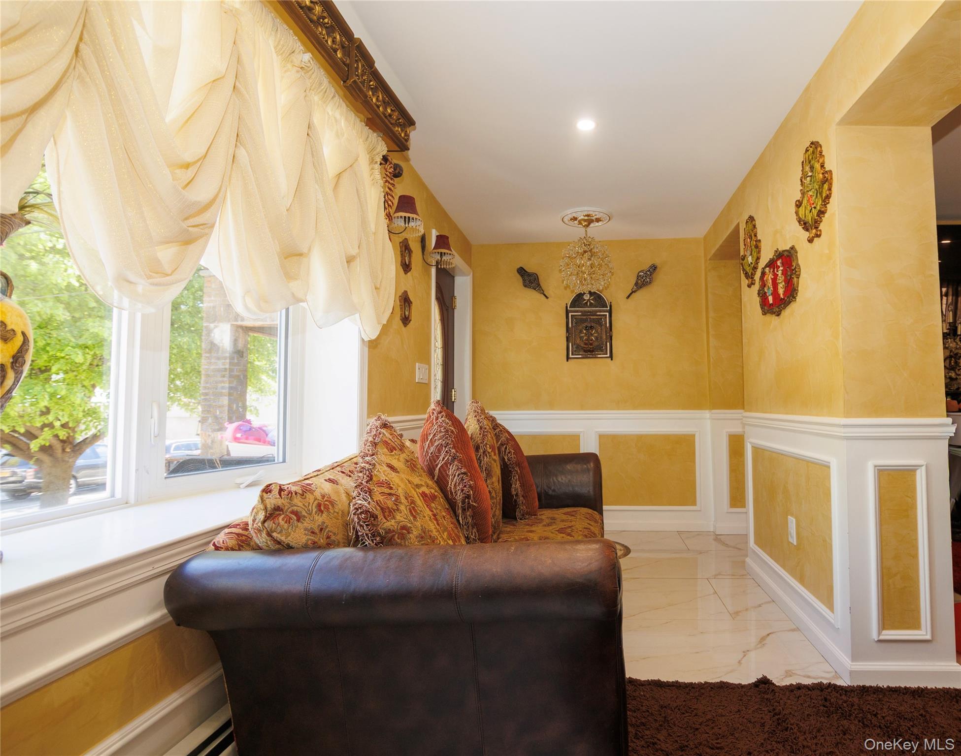 Single Family Hering Avenue Bronx, NY 10461, MLS-1038386-11