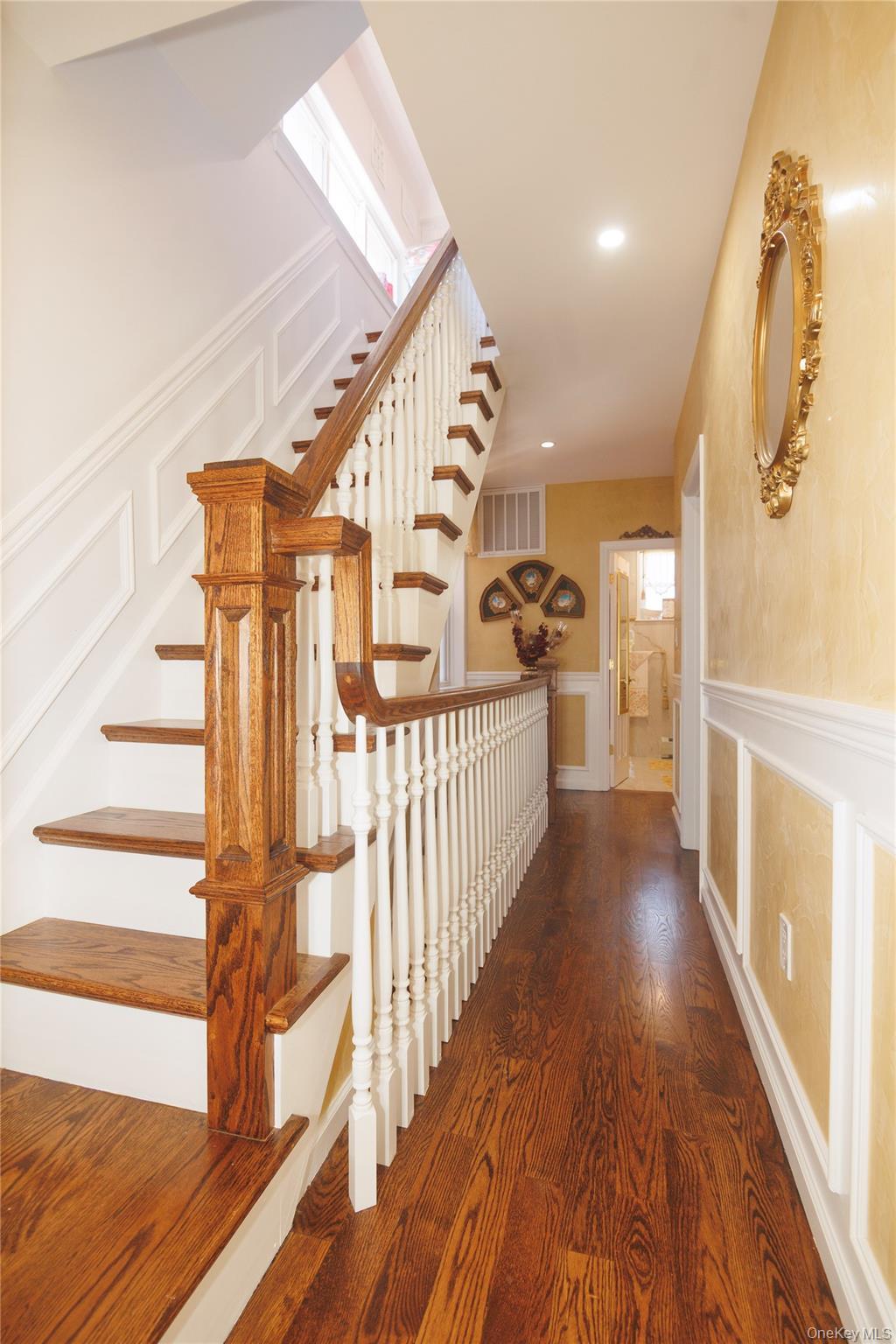 Single Family Hering Avenue Bronx, NY 10461, MLS-1038386-18