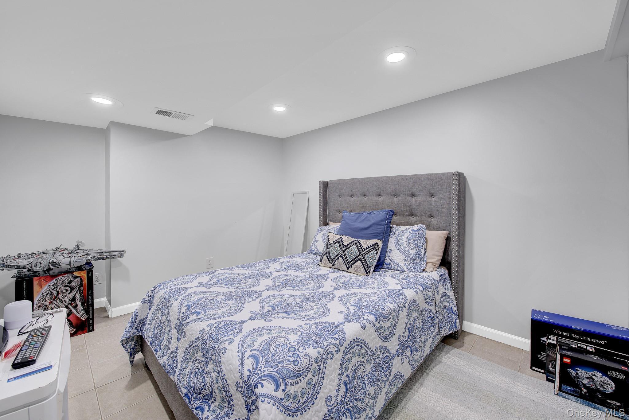 Single Family 91st Street Queens, NY 11421, MLS-1038403-27