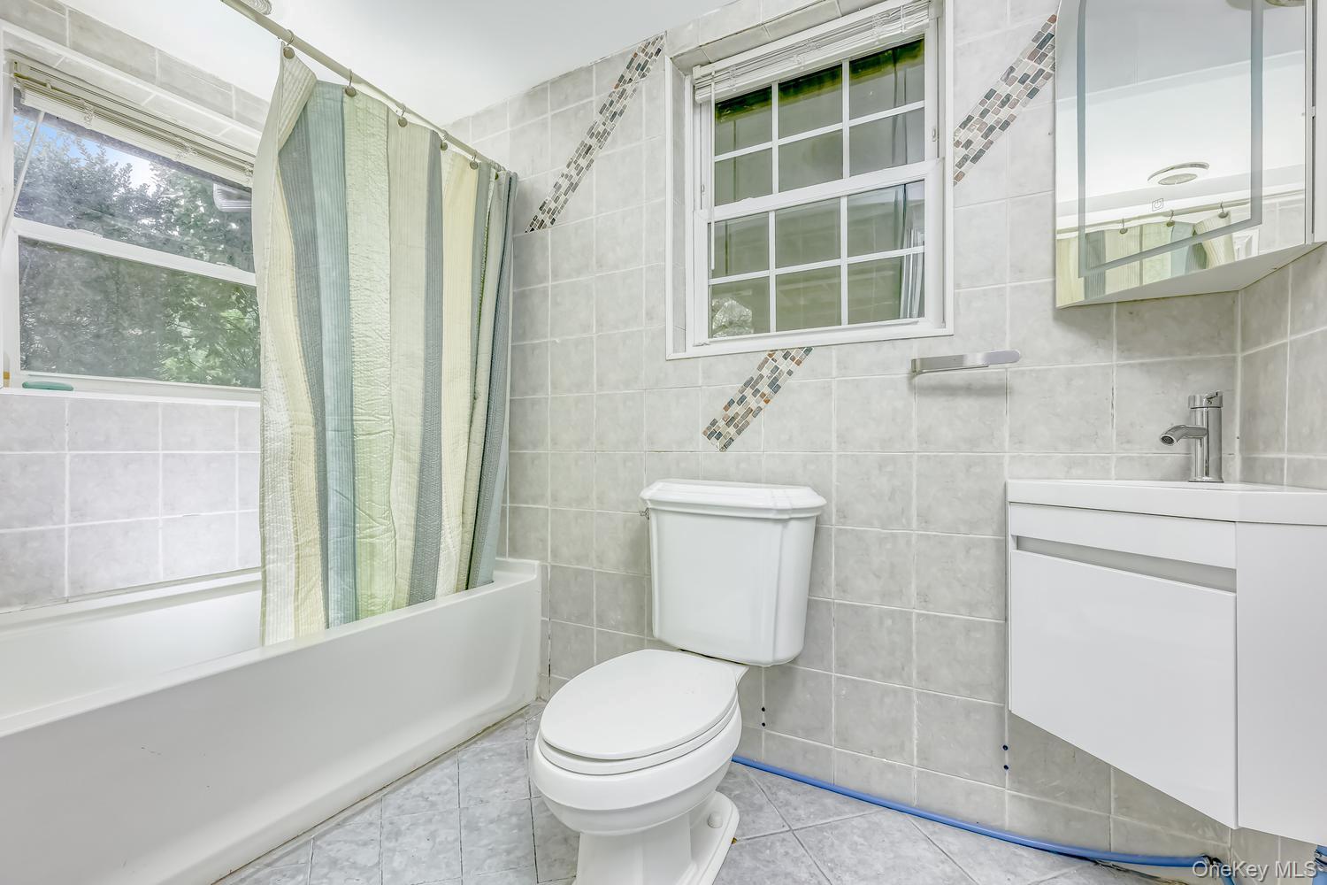 Single Family S Parker Drive  Rockland County, NY 10952, MLS-1038420-26