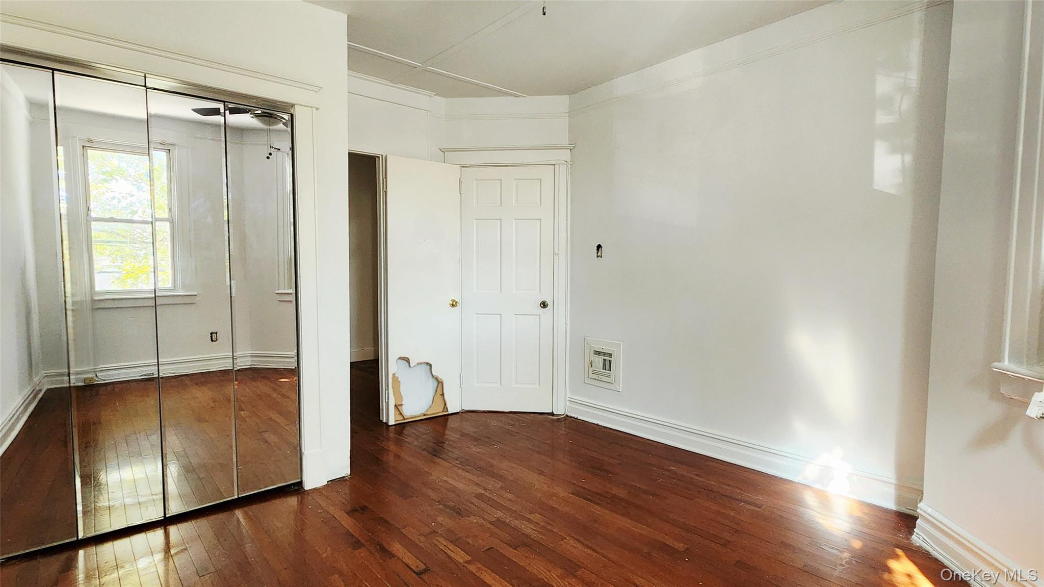 Single Family Admiral Avenue  Queens, NY 11379, MLS-1038429-10