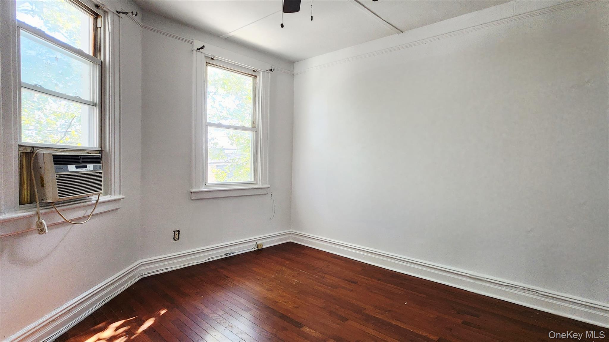 Single Family Admiral Avenue  Queens, NY 11379, MLS-1038429-11