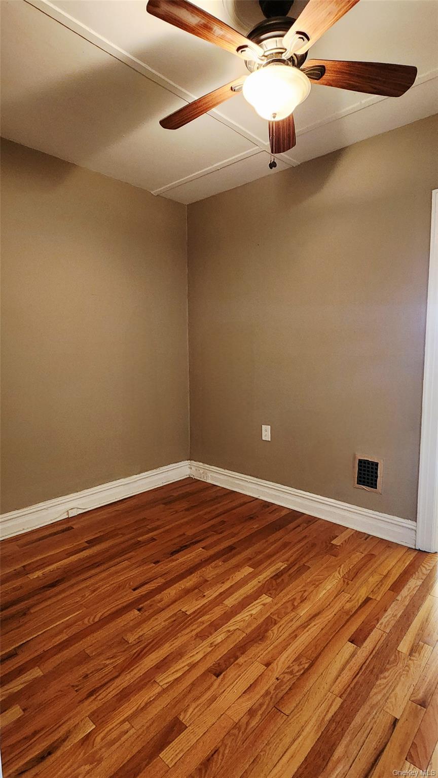 Single Family Admiral Avenue  Queens, NY 11379, MLS-1038429-6