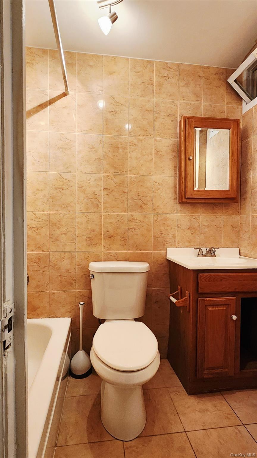 Single Family Admiral Avenue  Queens, NY 11379, MLS-1038429-9
