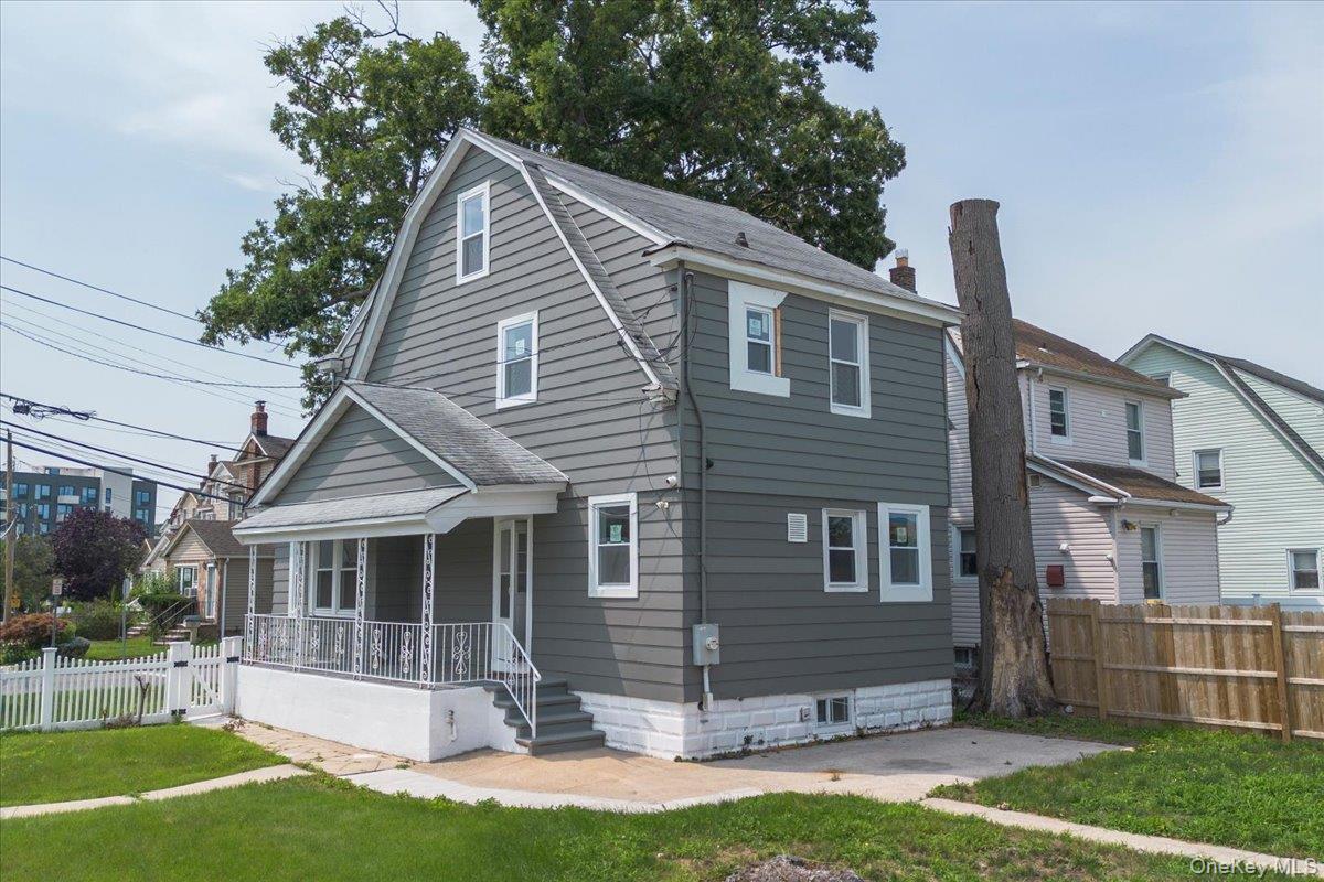 Single Family Sapir Street  Nassau County, NY 11580, MLS-1038437-4