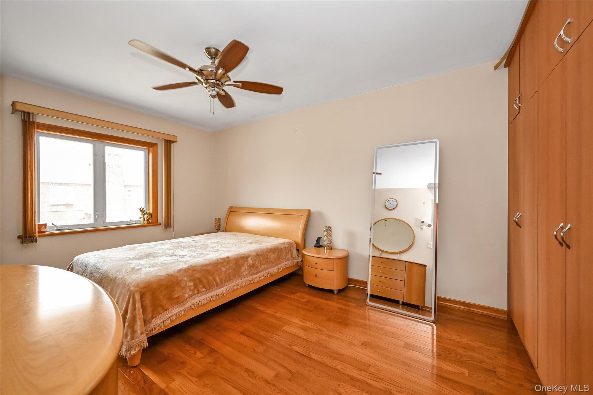 Single Family 77th Road  Queens, NY 11367, MLS-1038456-10