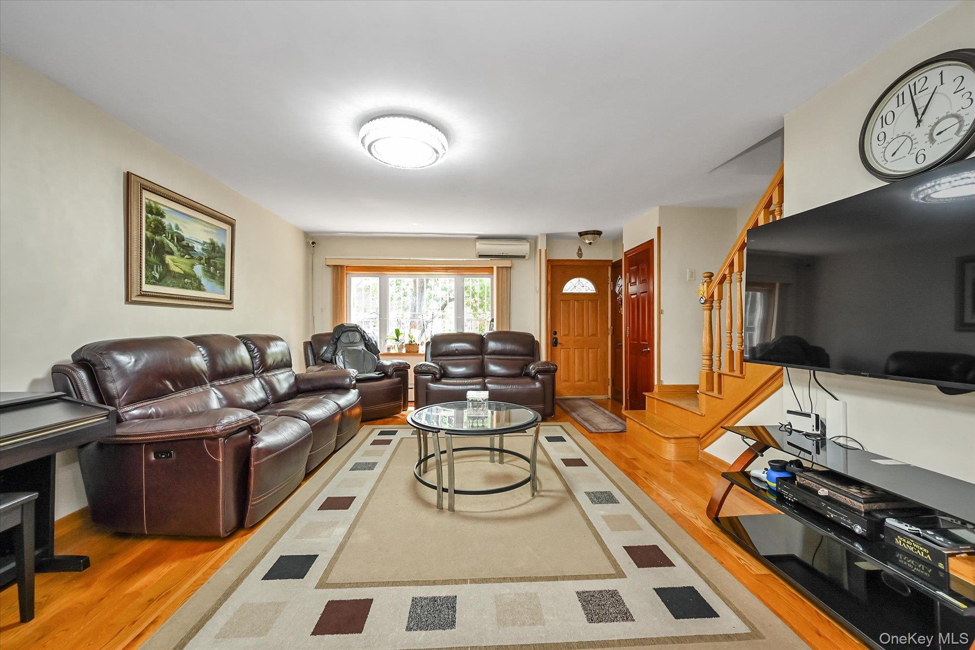 Single Family 77th Road  Queens, NY 11367, MLS-1038456-2