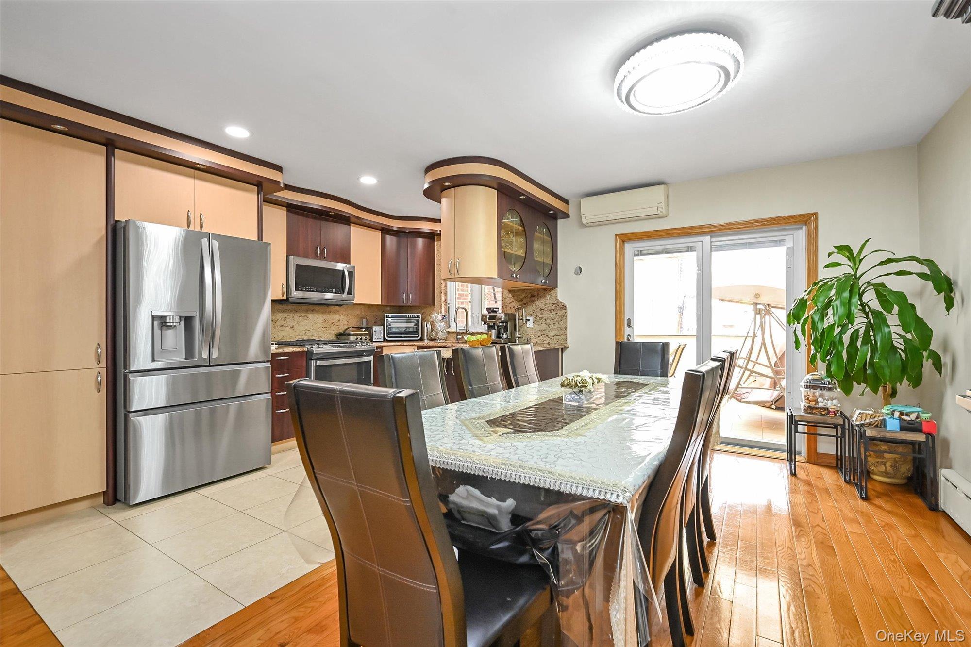 Single Family 77th Road  Queens, NY 11367, MLS-1038456-5