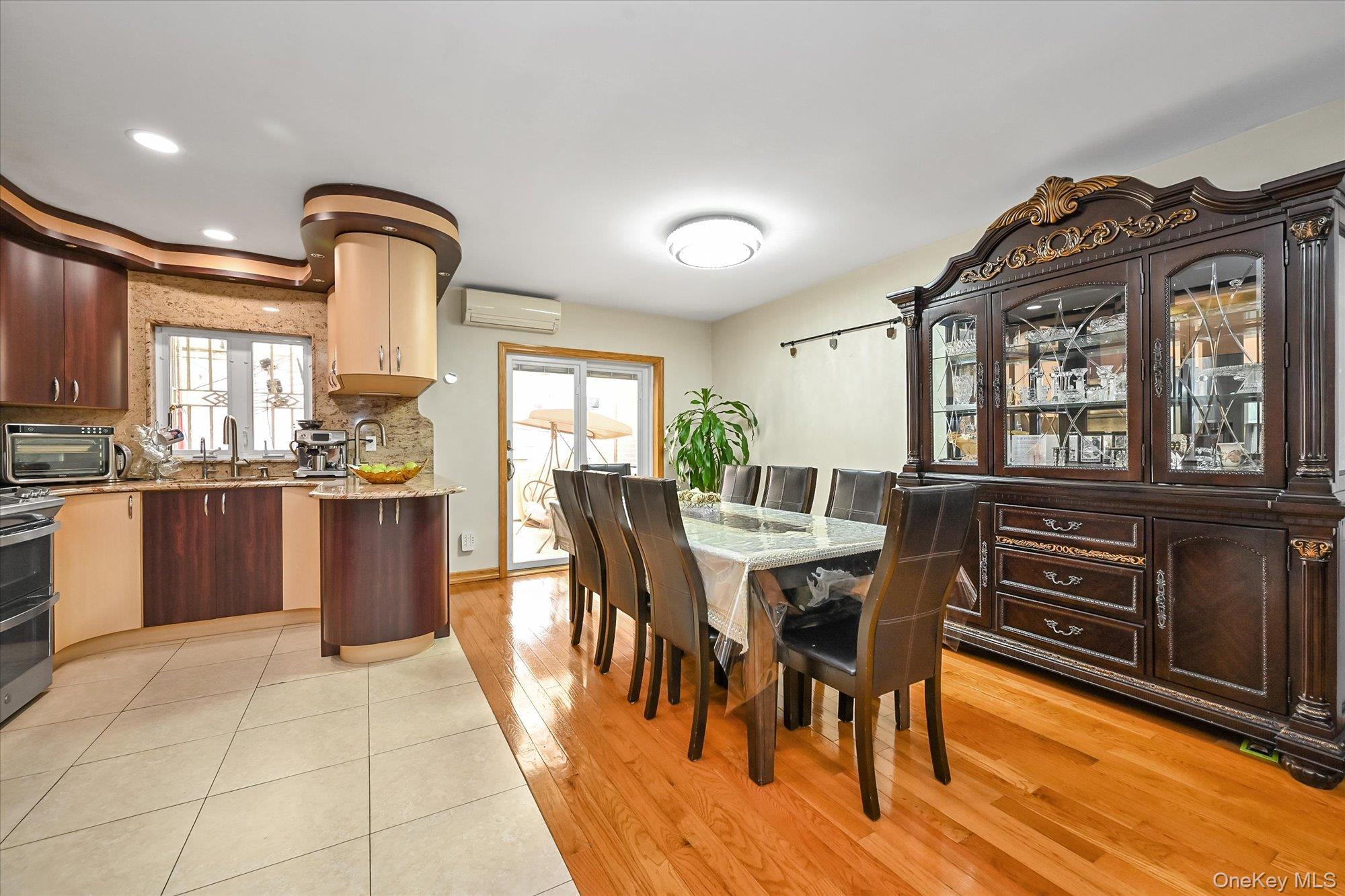 Single Family 77th Road  Queens, NY 11367, MLS-1038456-6