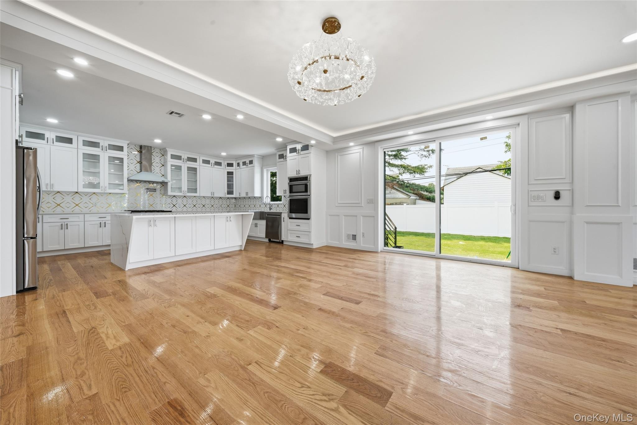 Single Family Sherbourne Road Nassau County, NY 11580, MLS-1038473-8