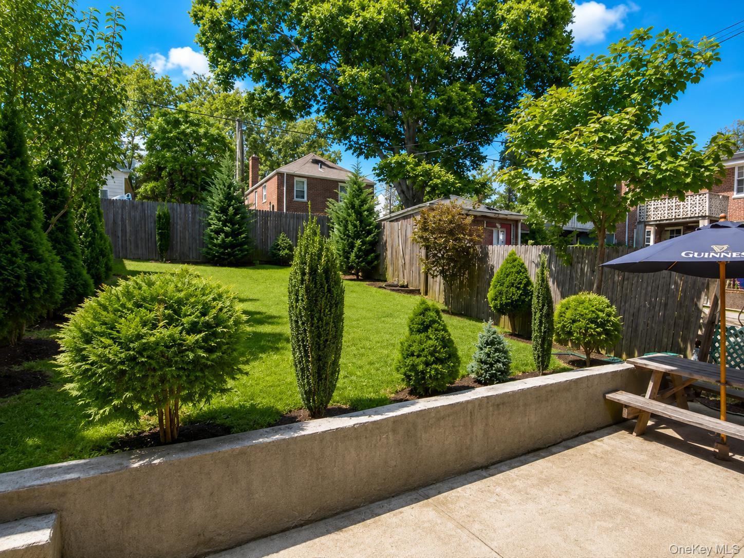 Single Family Wilson Avenue  Bronx, NY 10469, MLS-1038475-25