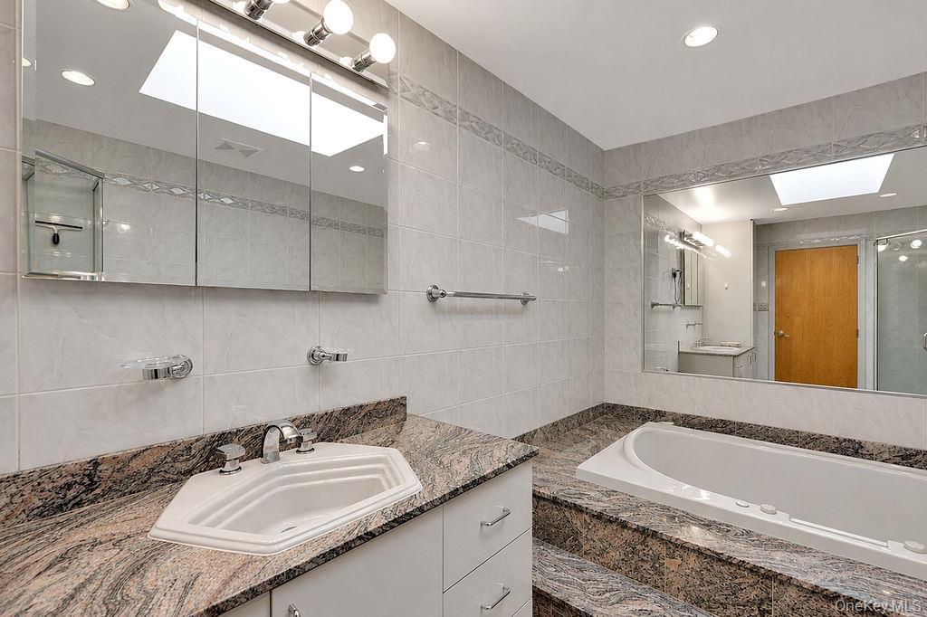 Single Family 88th Street Queens, NY 11414, MLS-1038484-14