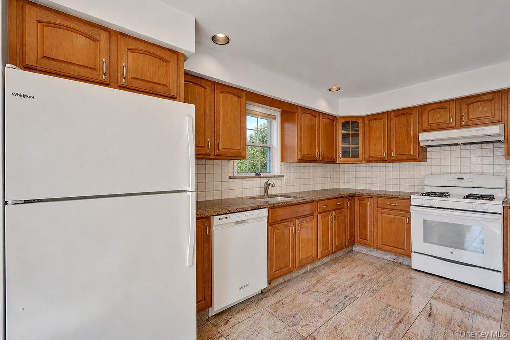 Single Family 88th Street Queens, NY 11414, MLS-1038484-18
