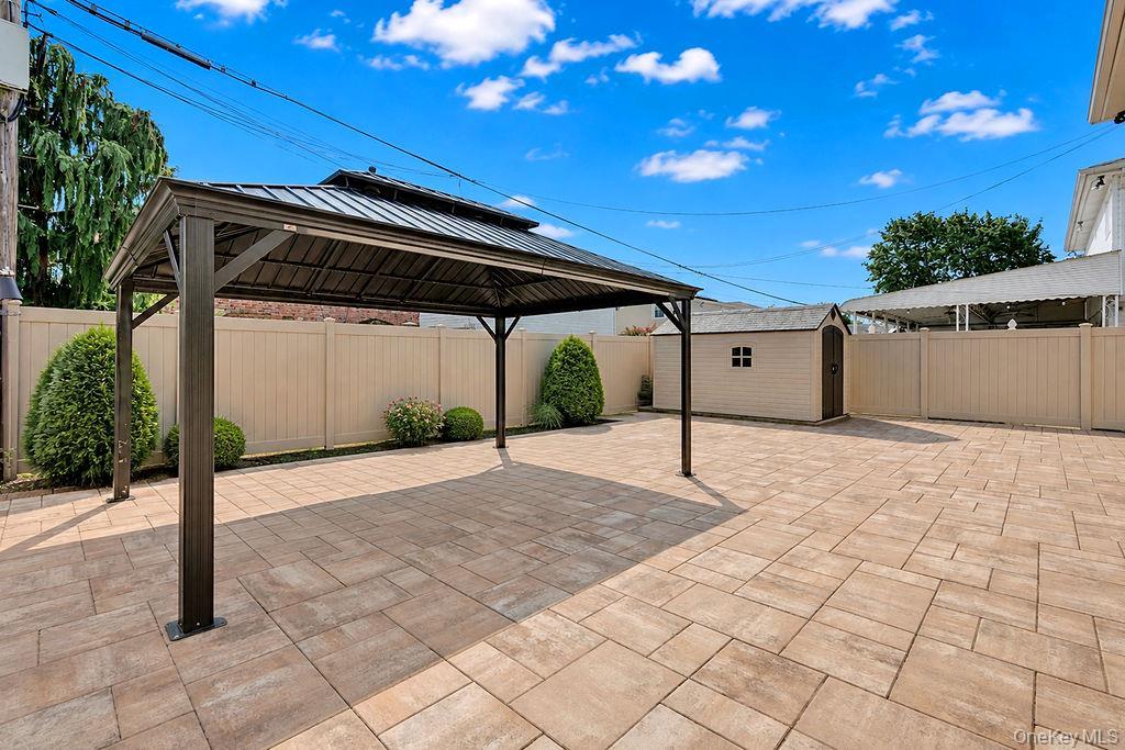 Single Family 88th Street Queens, NY 11414, MLS-1038484-22