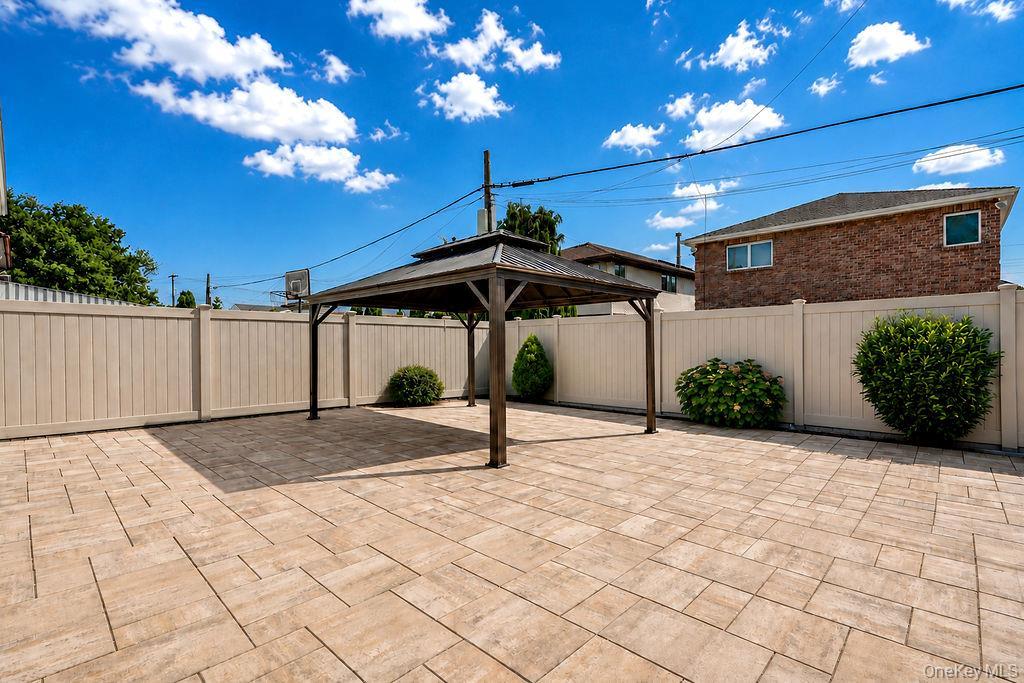Single Family 88th Street Queens, NY 11414, MLS-1038484-23