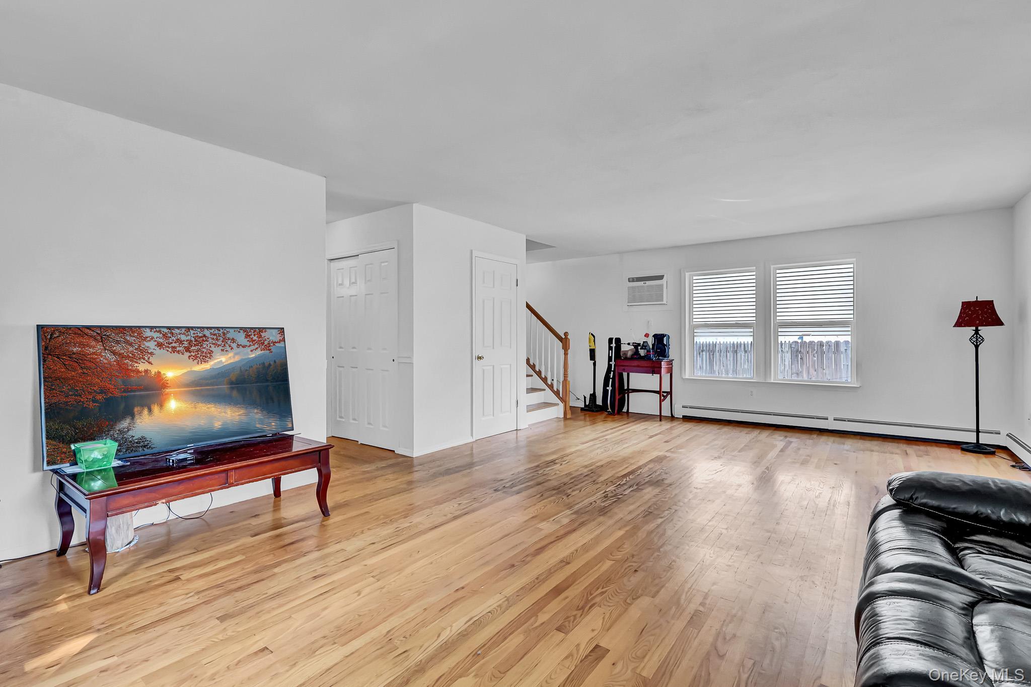 Single Family Forrest Avenue Suffolk County, NY 11967, MLS-1038498-12