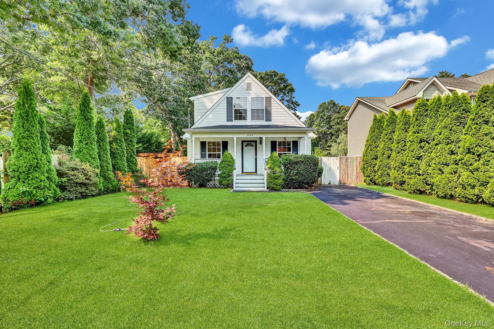 Single Family Forrest Avenue Suffolk County, NY 11967, MLS-1038498-2
