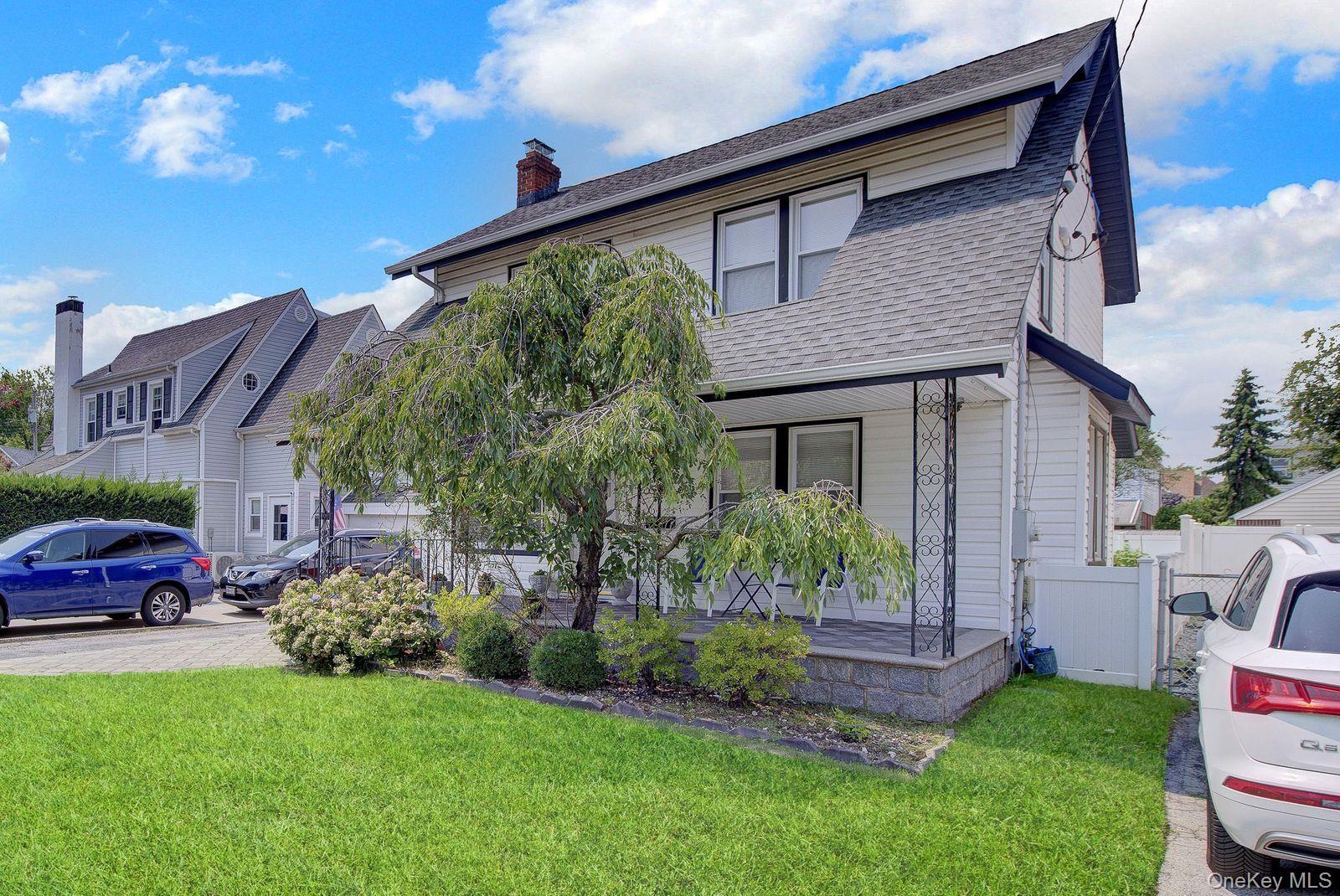 Single Family Christabel Street Nassau County, NY 11563, MLS-1038504-3