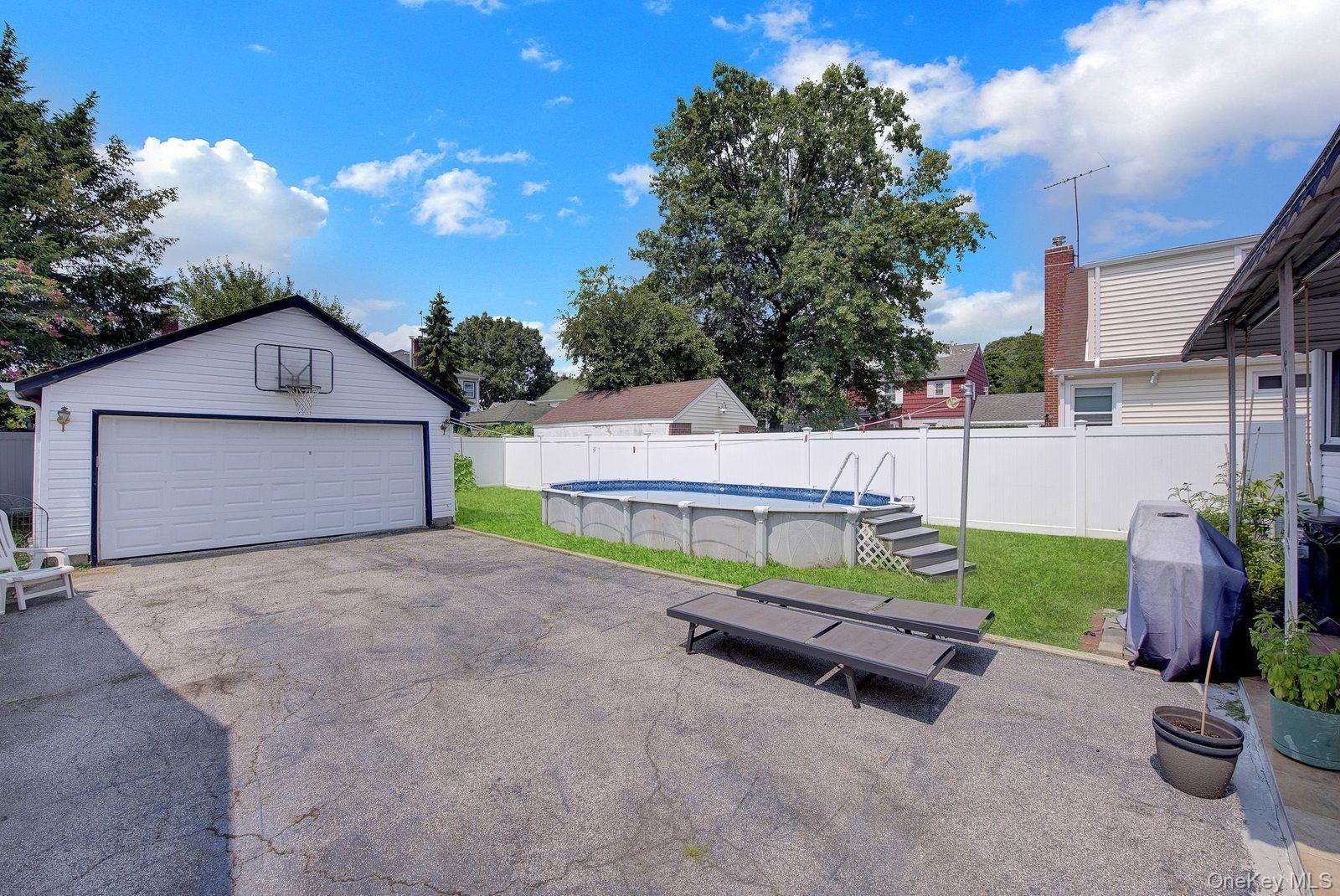 Single Family Christabel Street Nassau County, NY 11563, MLS-1038504-5