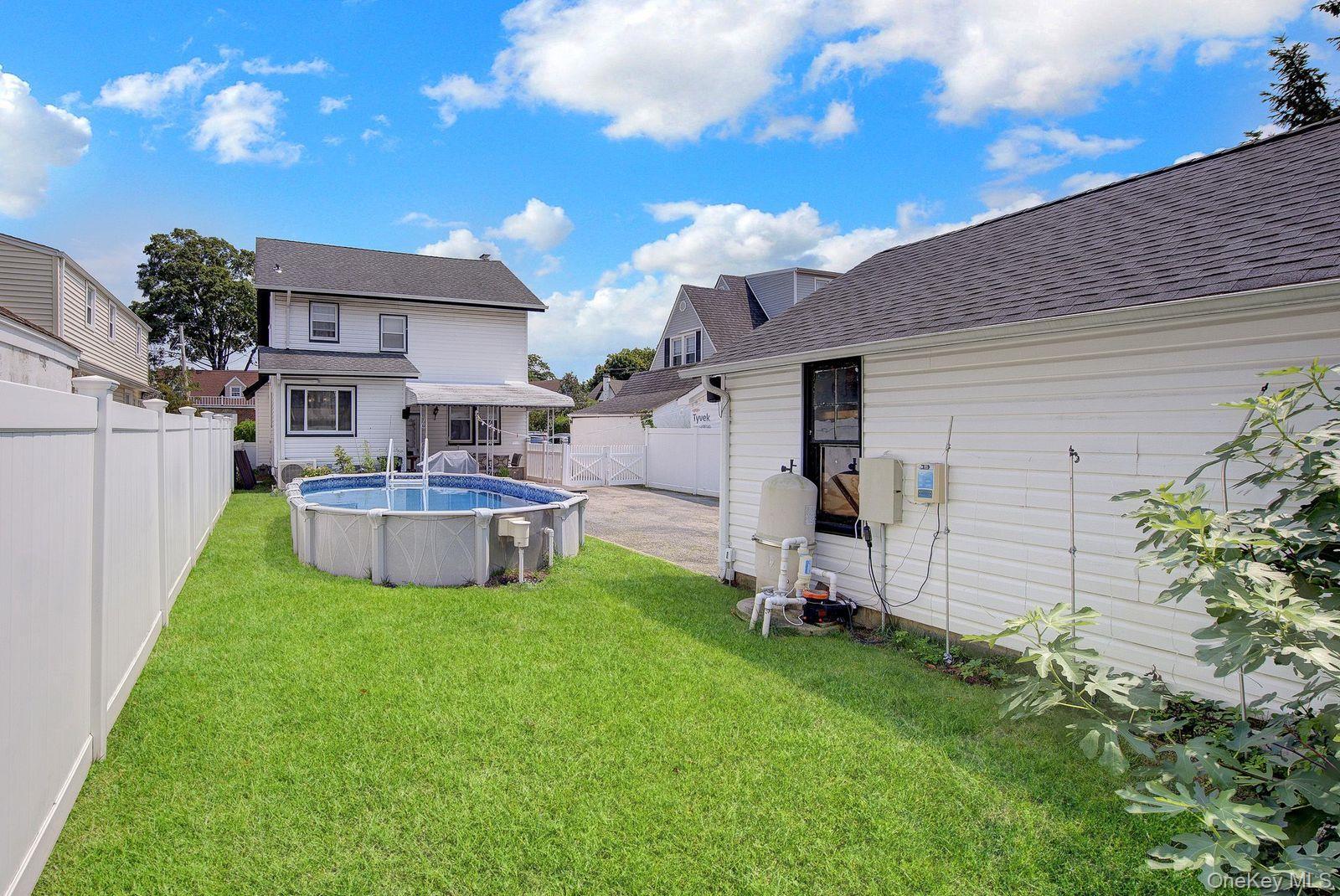 Single Family Christabel Street Nassau County, NY 11563, MLS-1038504-7