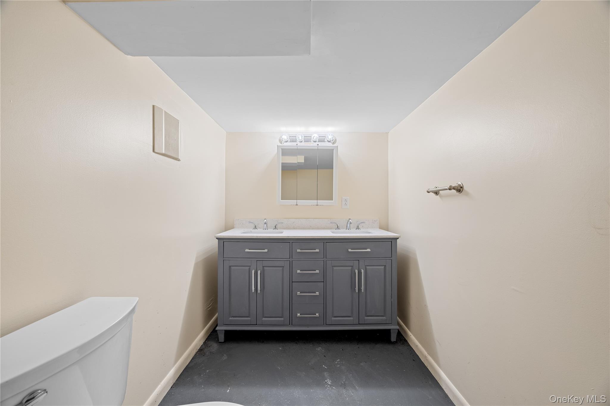 Single Family Lafko Drive  Dutchess County, NY 12603, MLS-1038539-25