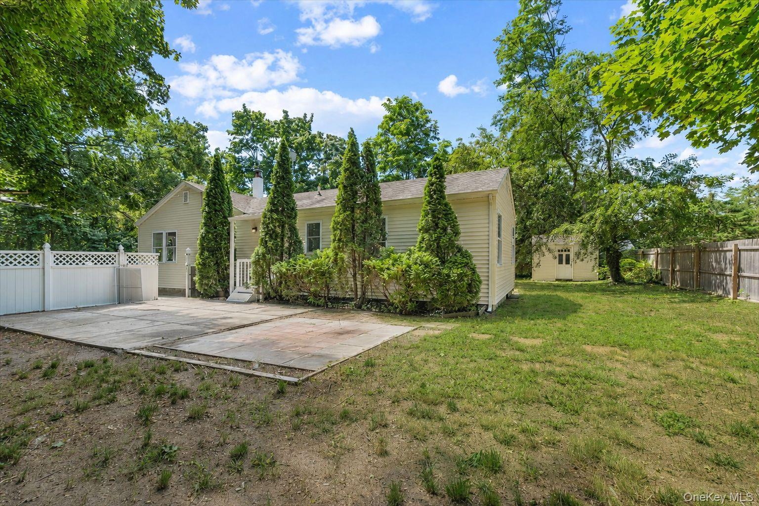 Single Family Horseblock Road Suffolk County, NY 11719, MLS-1038543-29