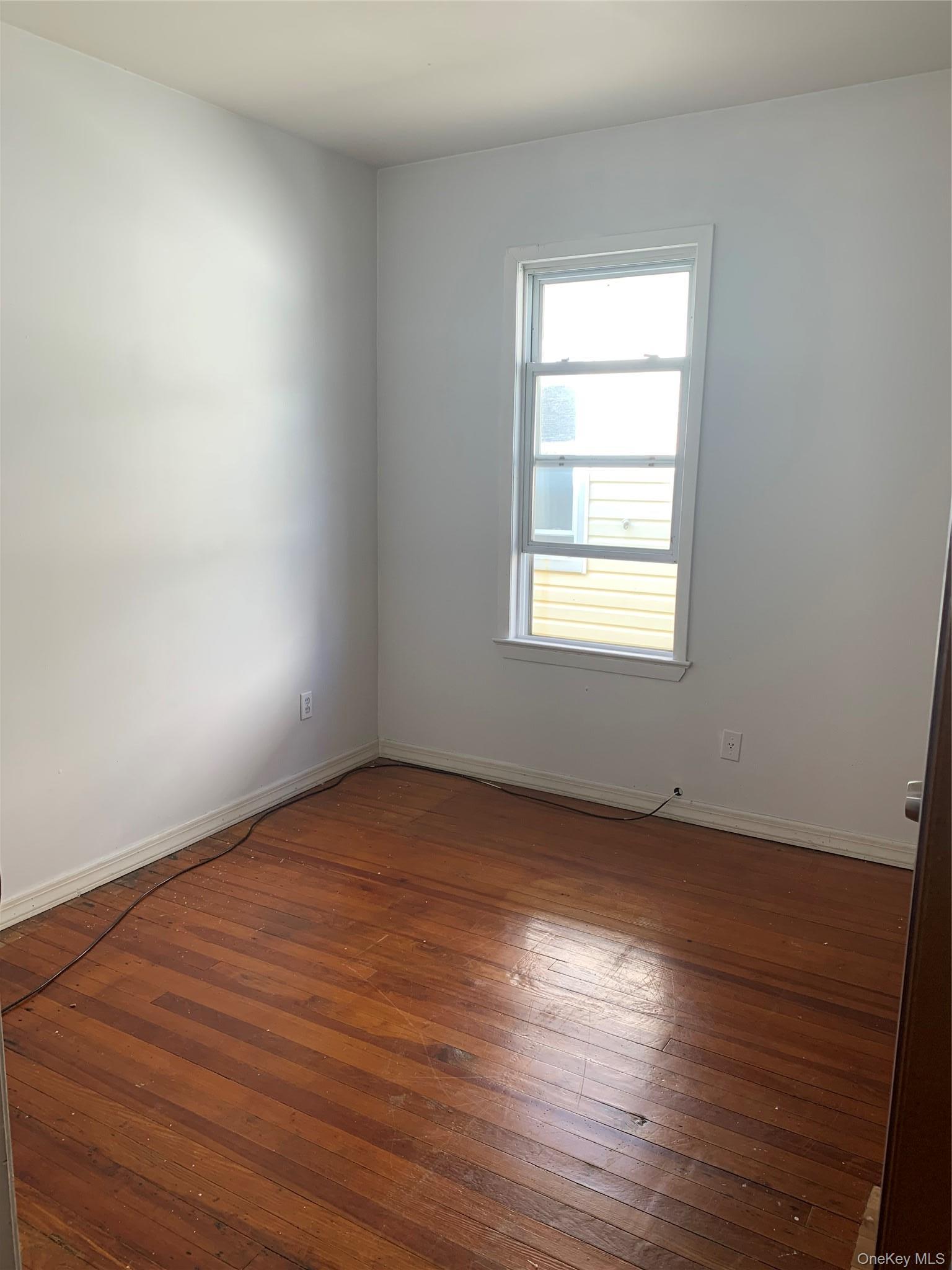 Single Family Pilgrim Avenue Bronx, NY 10461, MLS-1038547-20