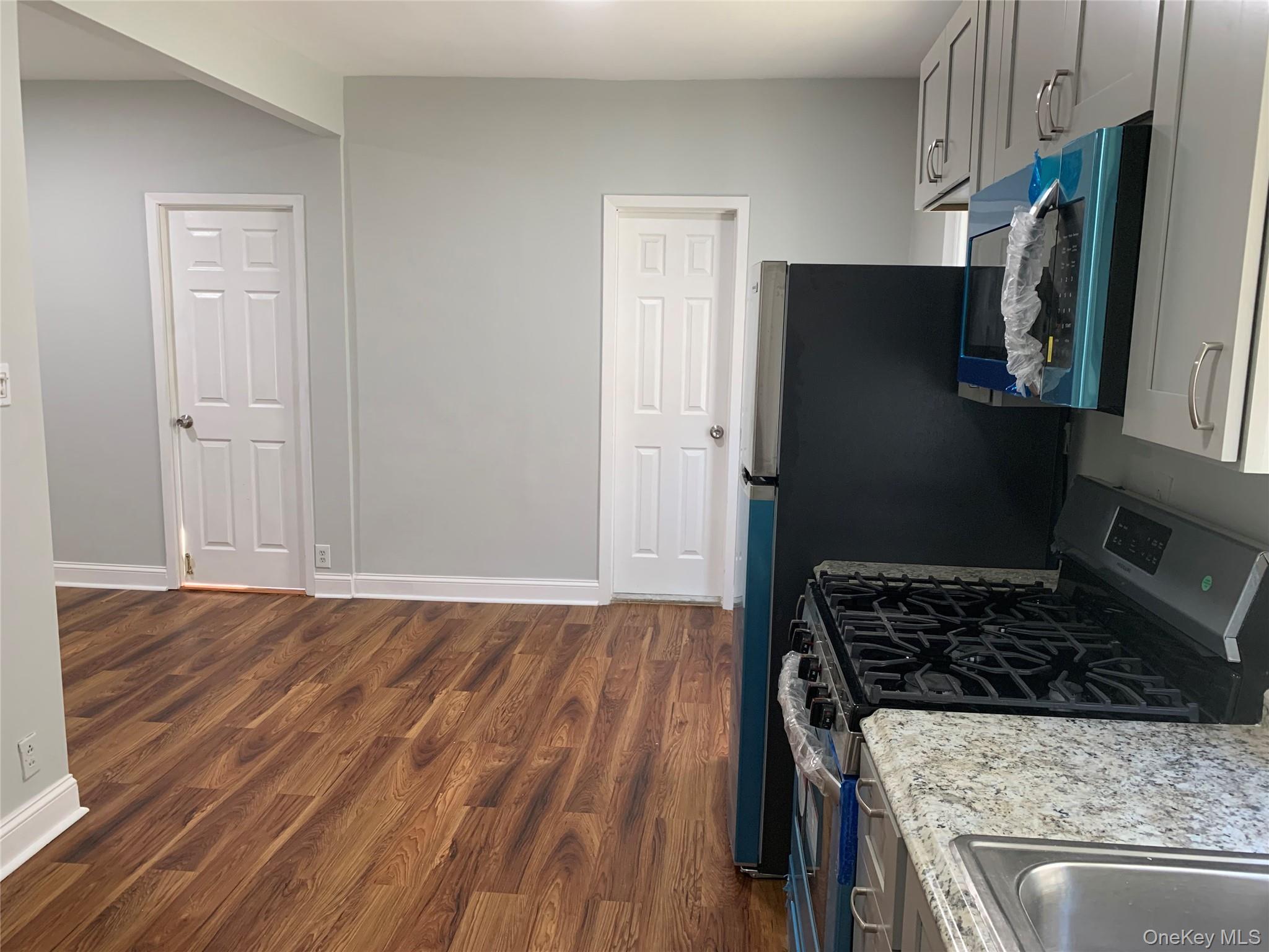 Single Family Pilgrim Avenue Bronx, NY 10461, MLS-1038547-29