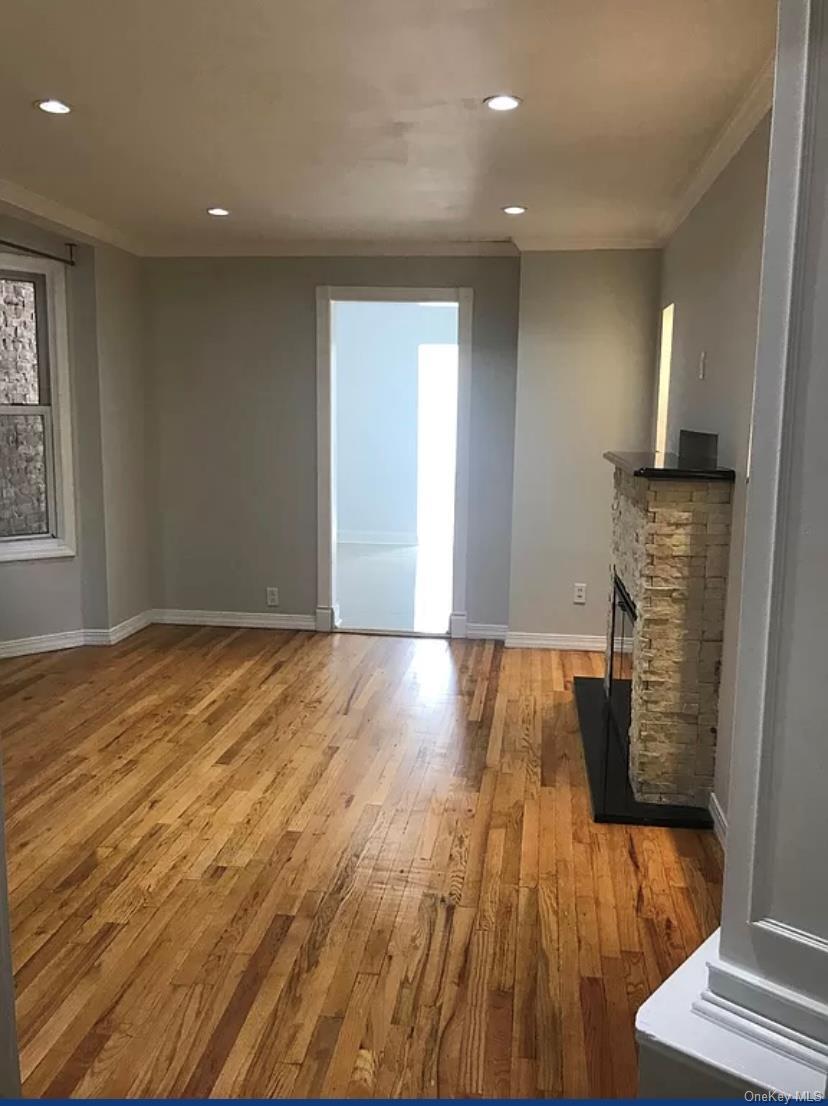 Single Family Pilgrim Avenue Bronx, NY 10461, MLS-1038547-9