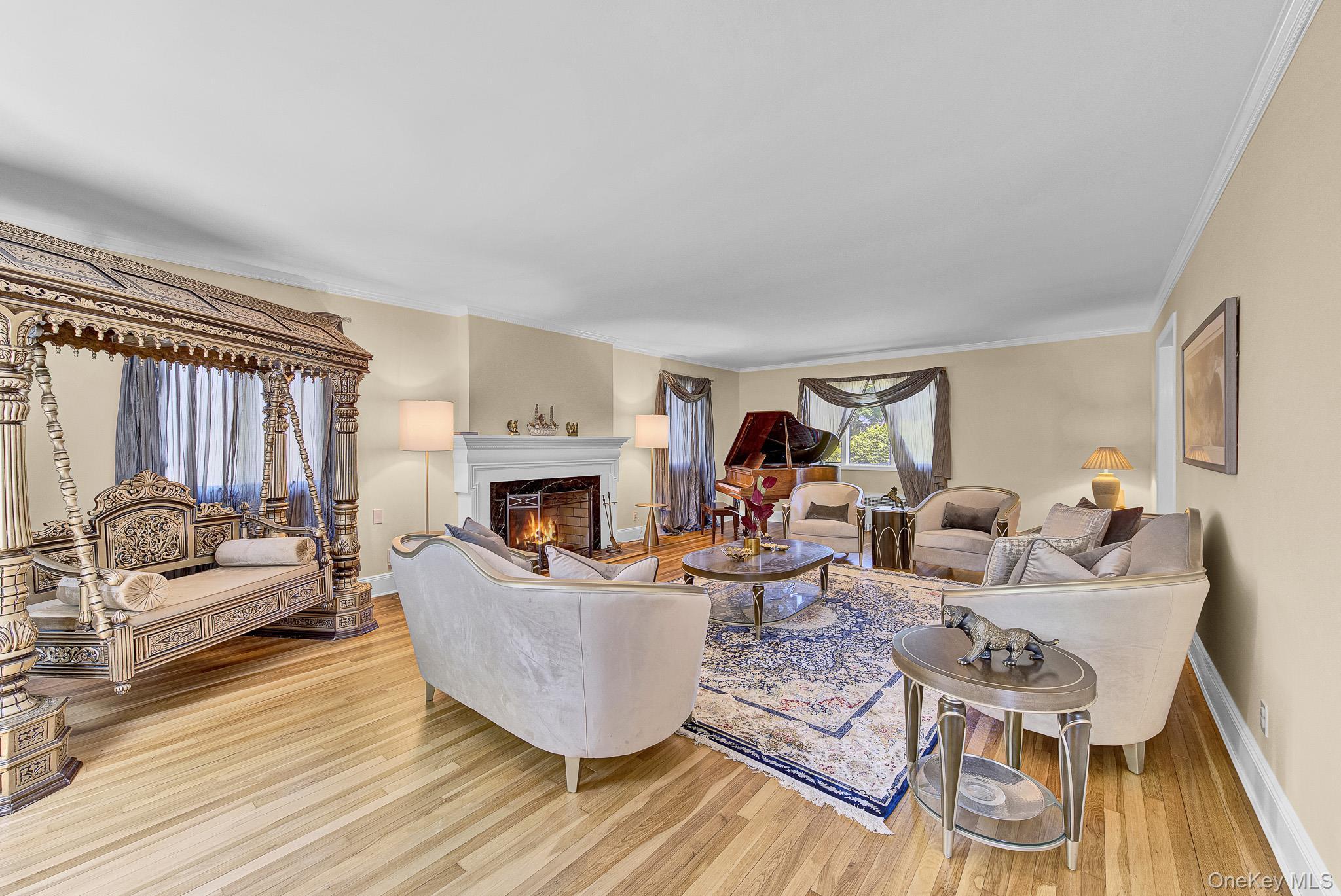 Single Family E Roe Boulevard Suffolk County, NY 11772, MLS-1038560-2