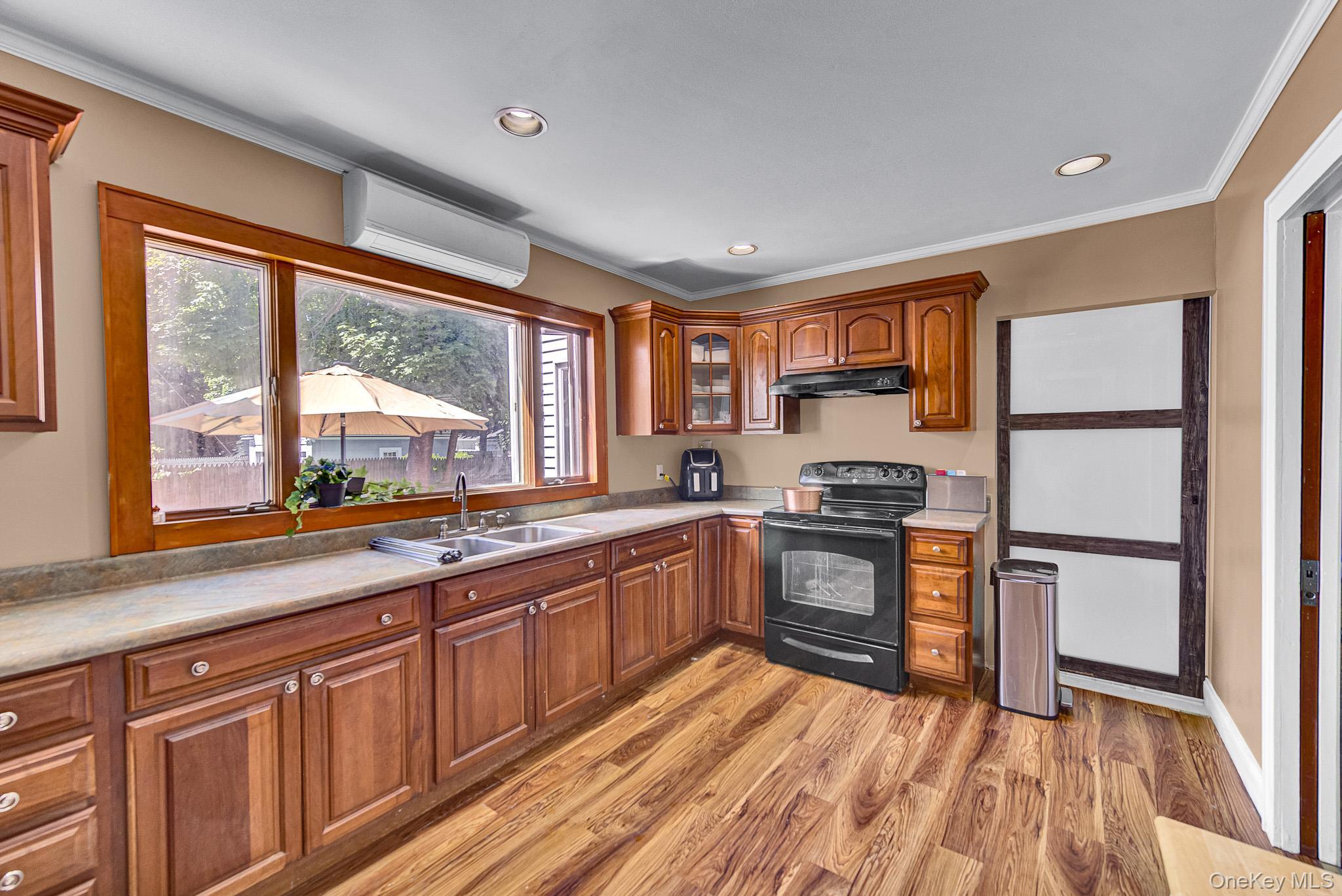 Single Family E Roe Boulevard Suffolk County, NY 11772, MLS-1038560-31