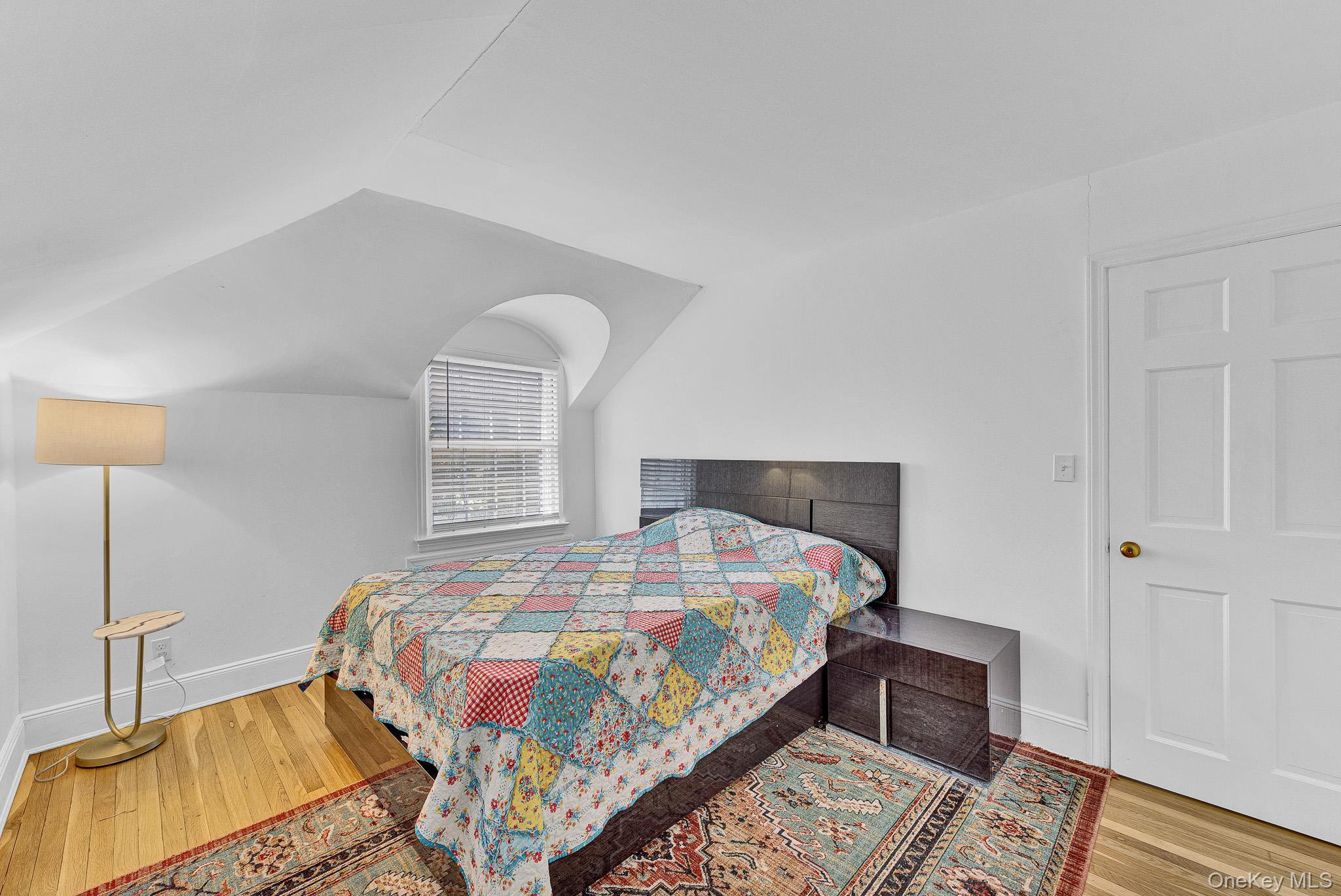 Single Family E Roe Boulevard Suffolk County, NY 11772, MLS-1038560-34