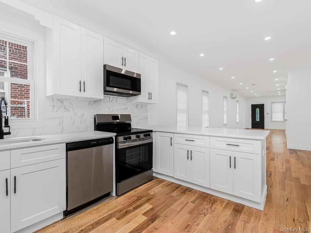 Single Family Linden Boulevard  Brooklyn, NY 11203, MLS-1038566-6
